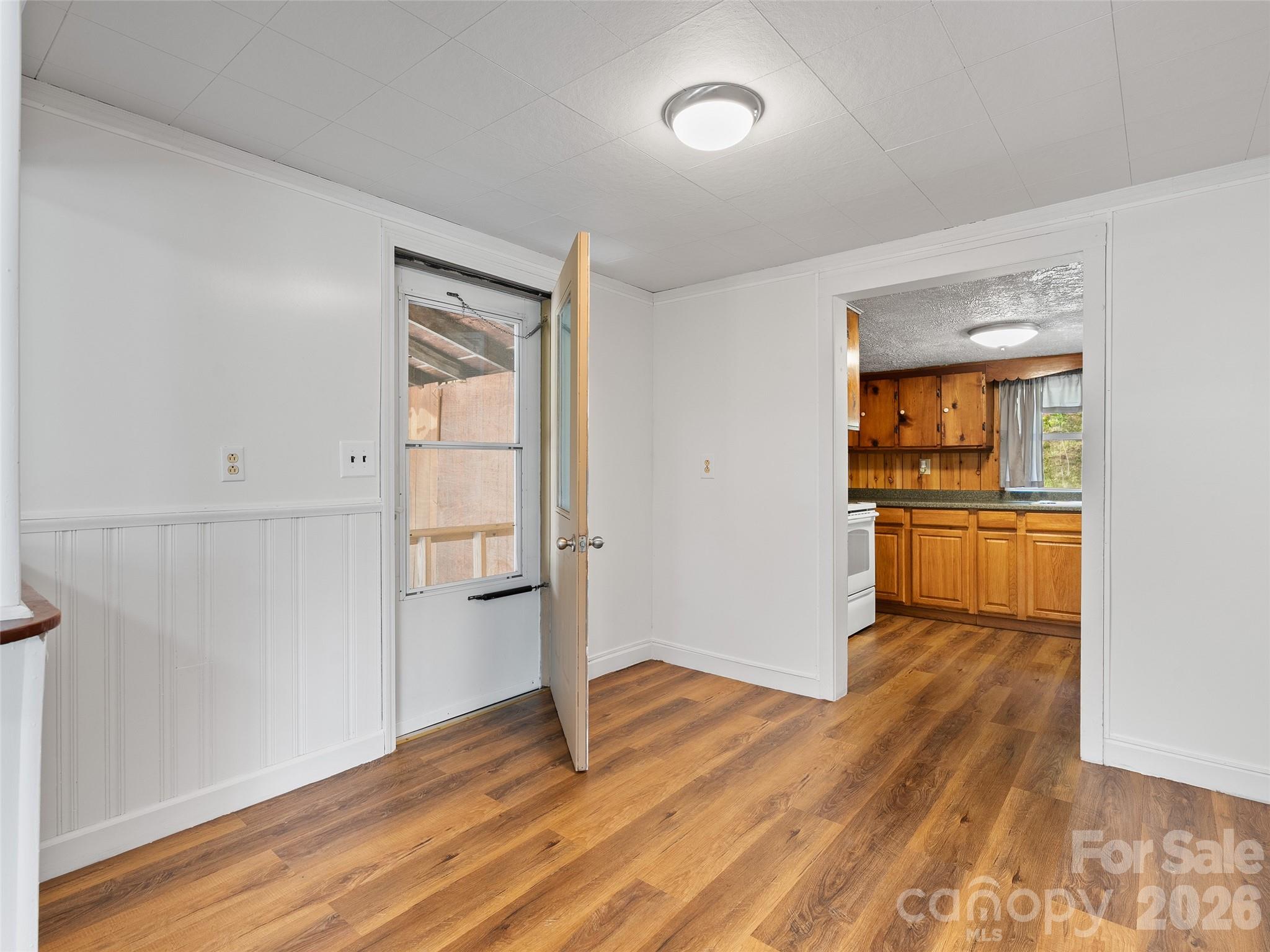160 Cooper Street — Canton