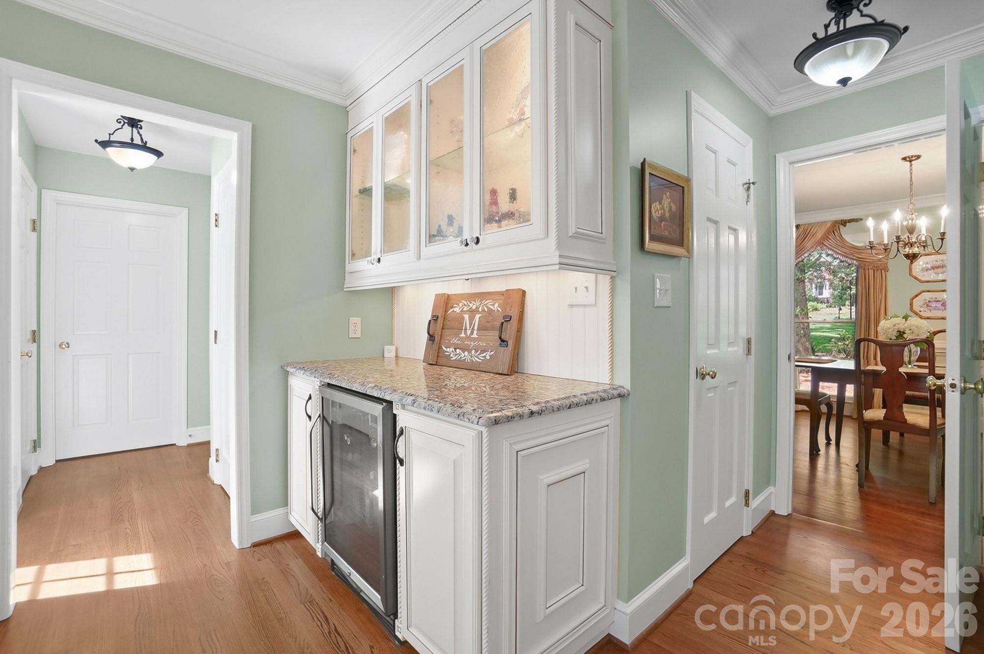 9918 Providence Forest Lane — Charlotte