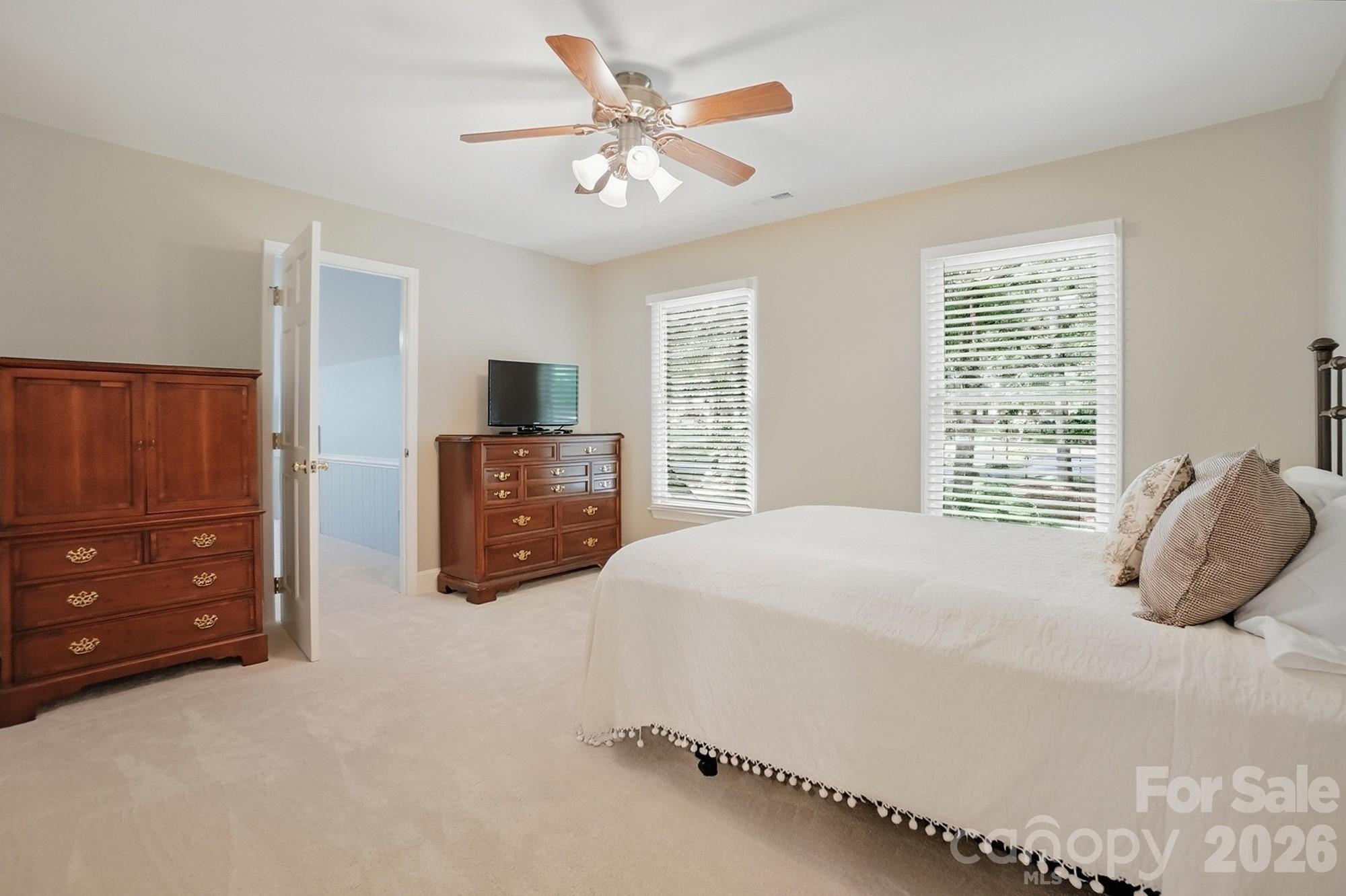 9918 Providence Forest Lane — Charlotte
