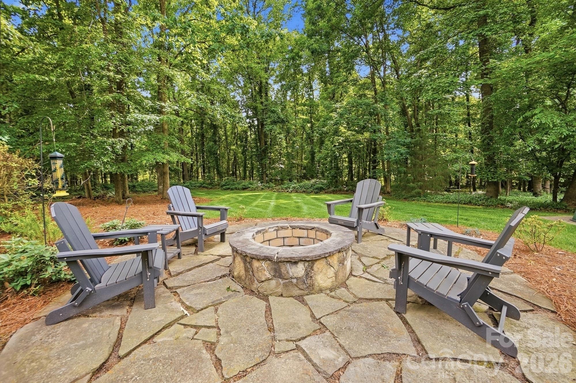 9918 Providence Forest Lane — Charlotte