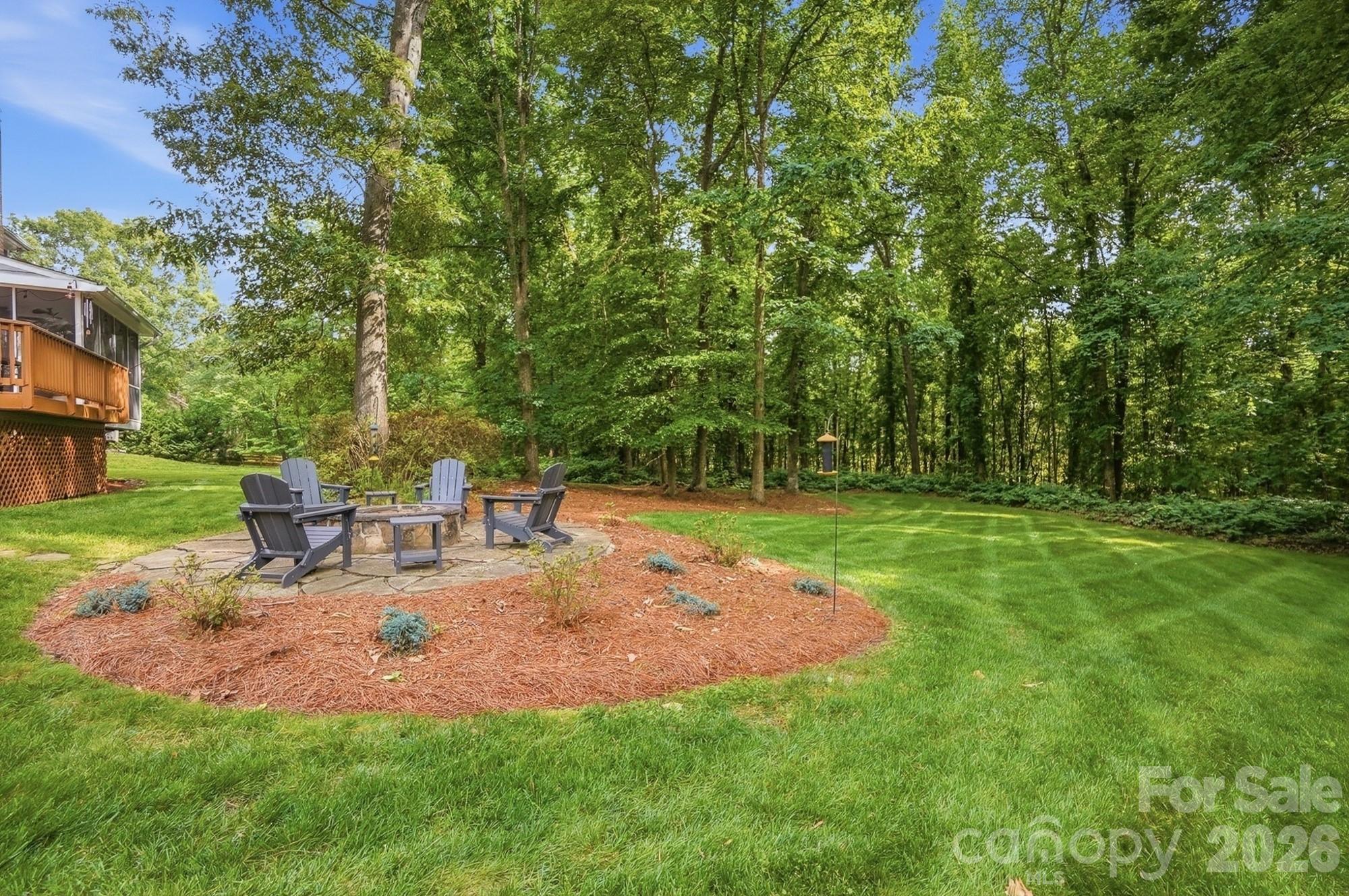 9918 Providence Forest Lane — Charlotte
