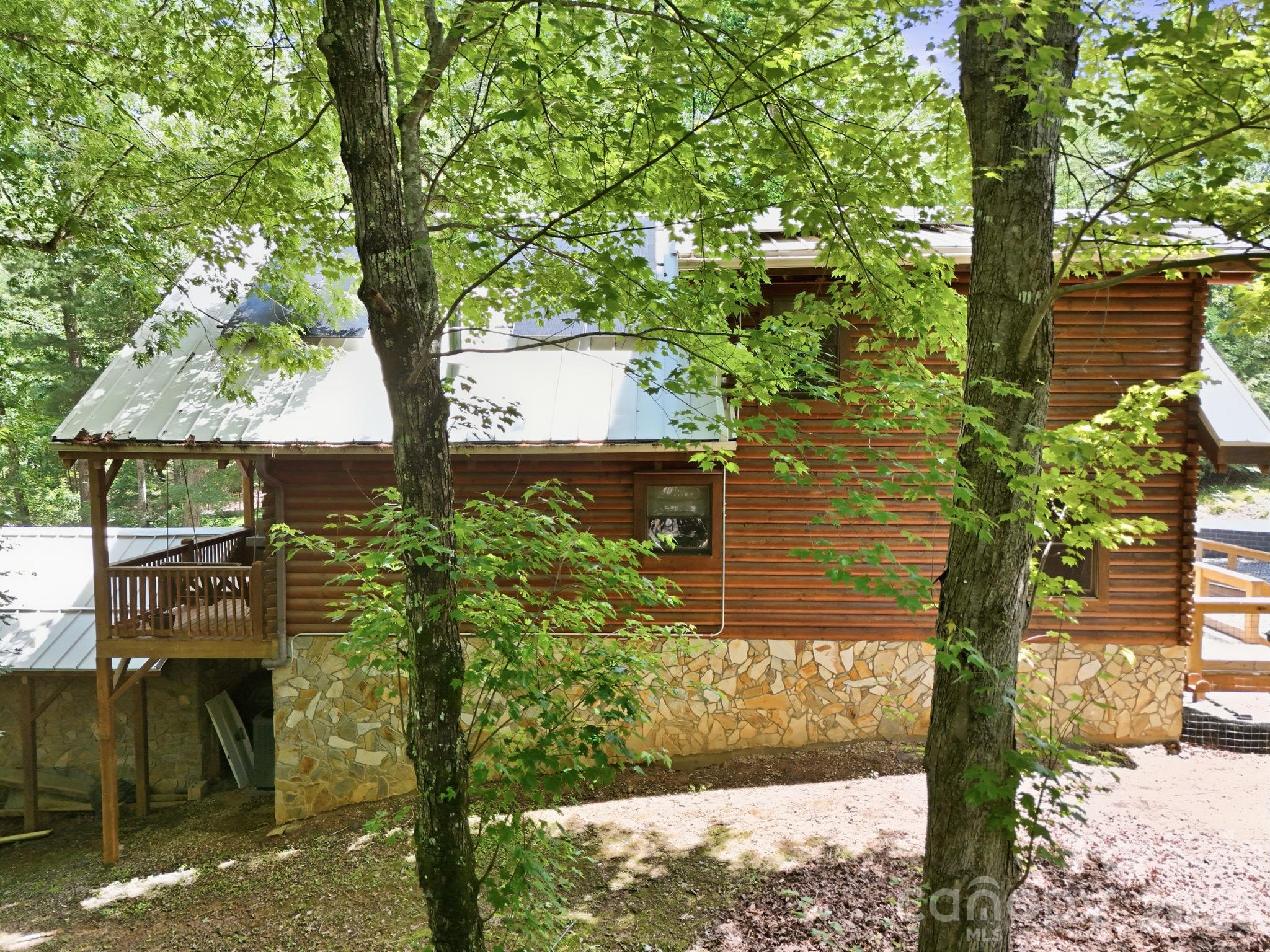 25 Theresa Terrace Road — Nebo