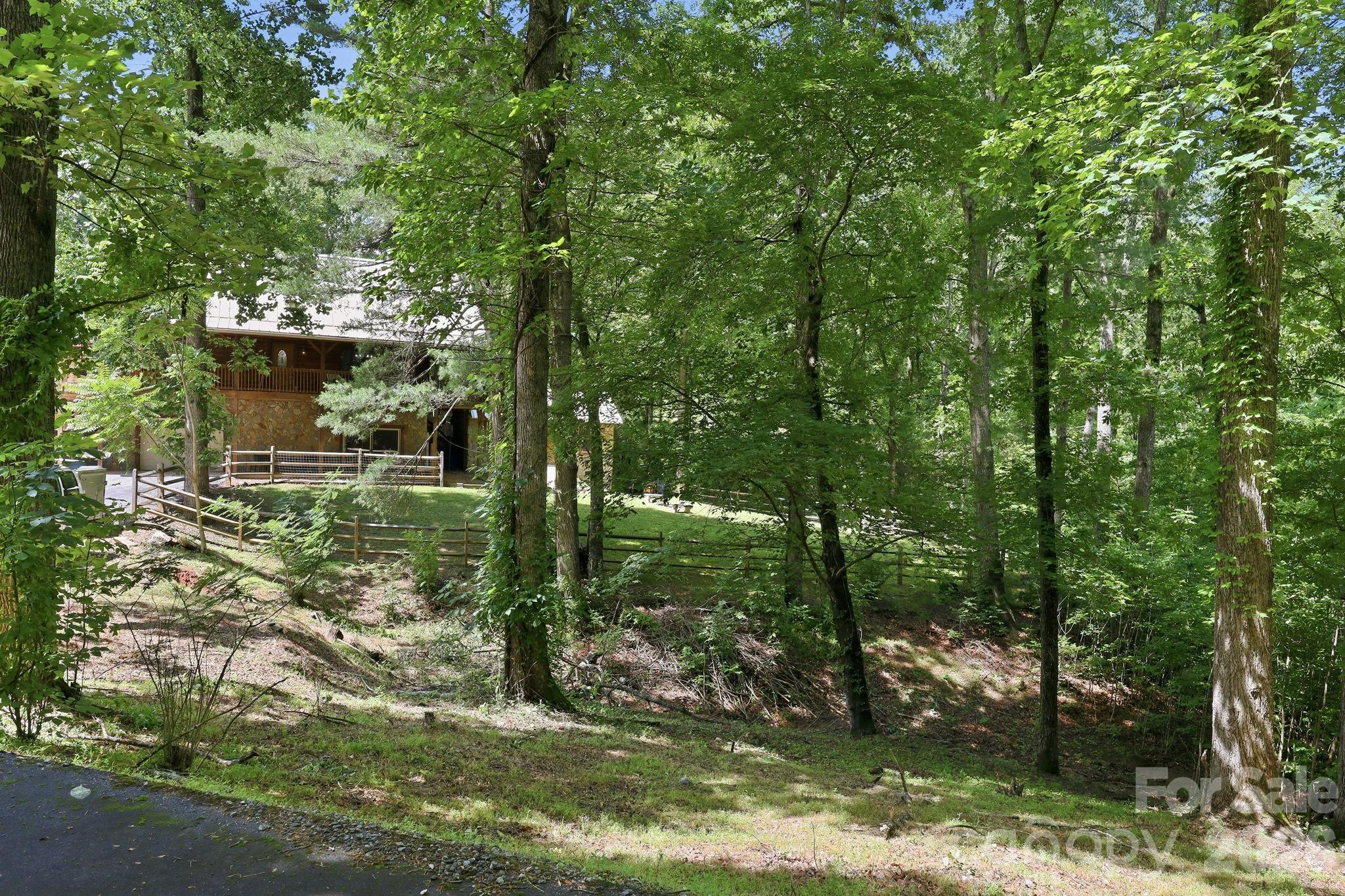 25 Theresa Terrace Road — Nebo