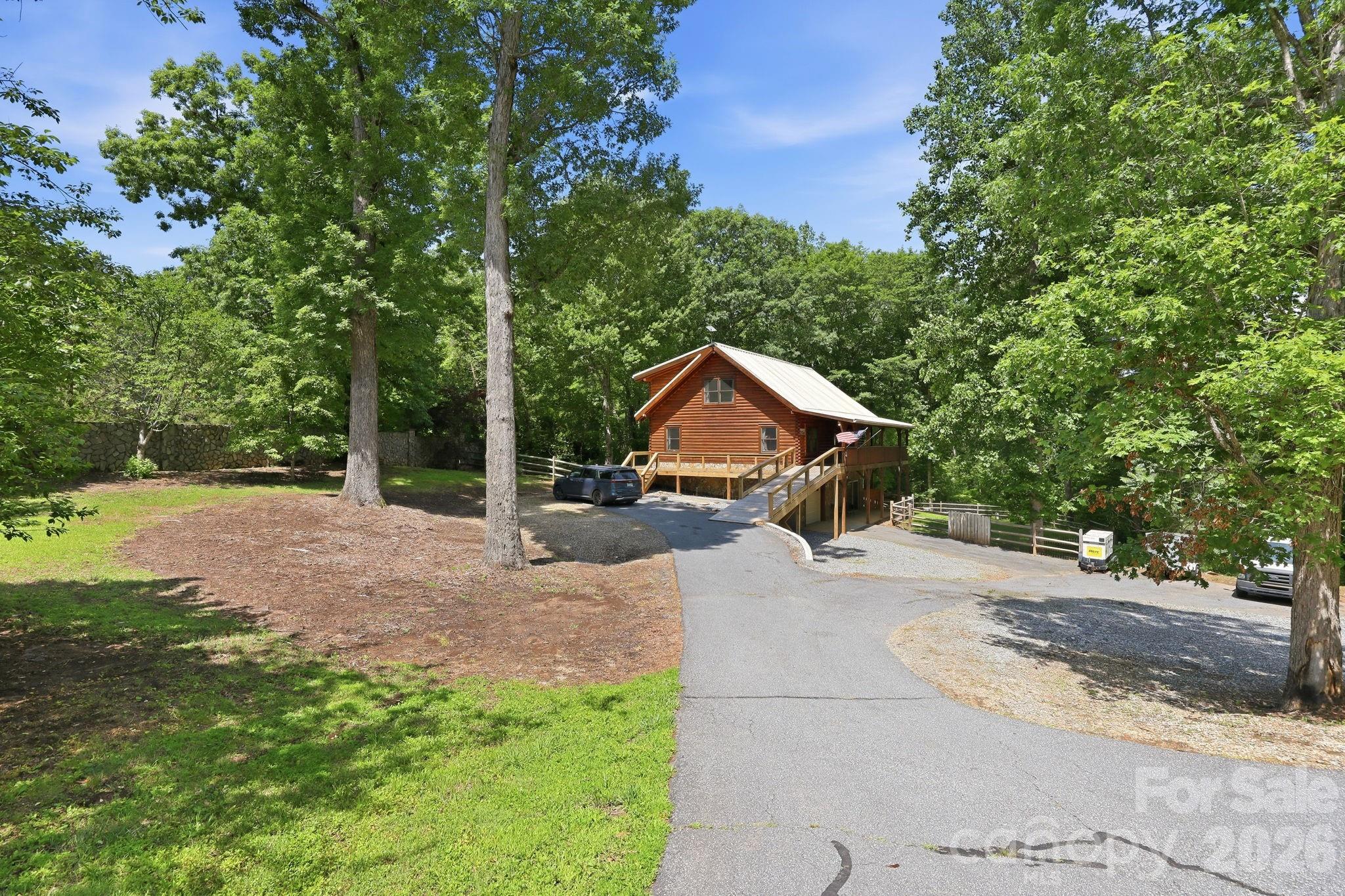 25 Theresa Terrace Road — Nebo