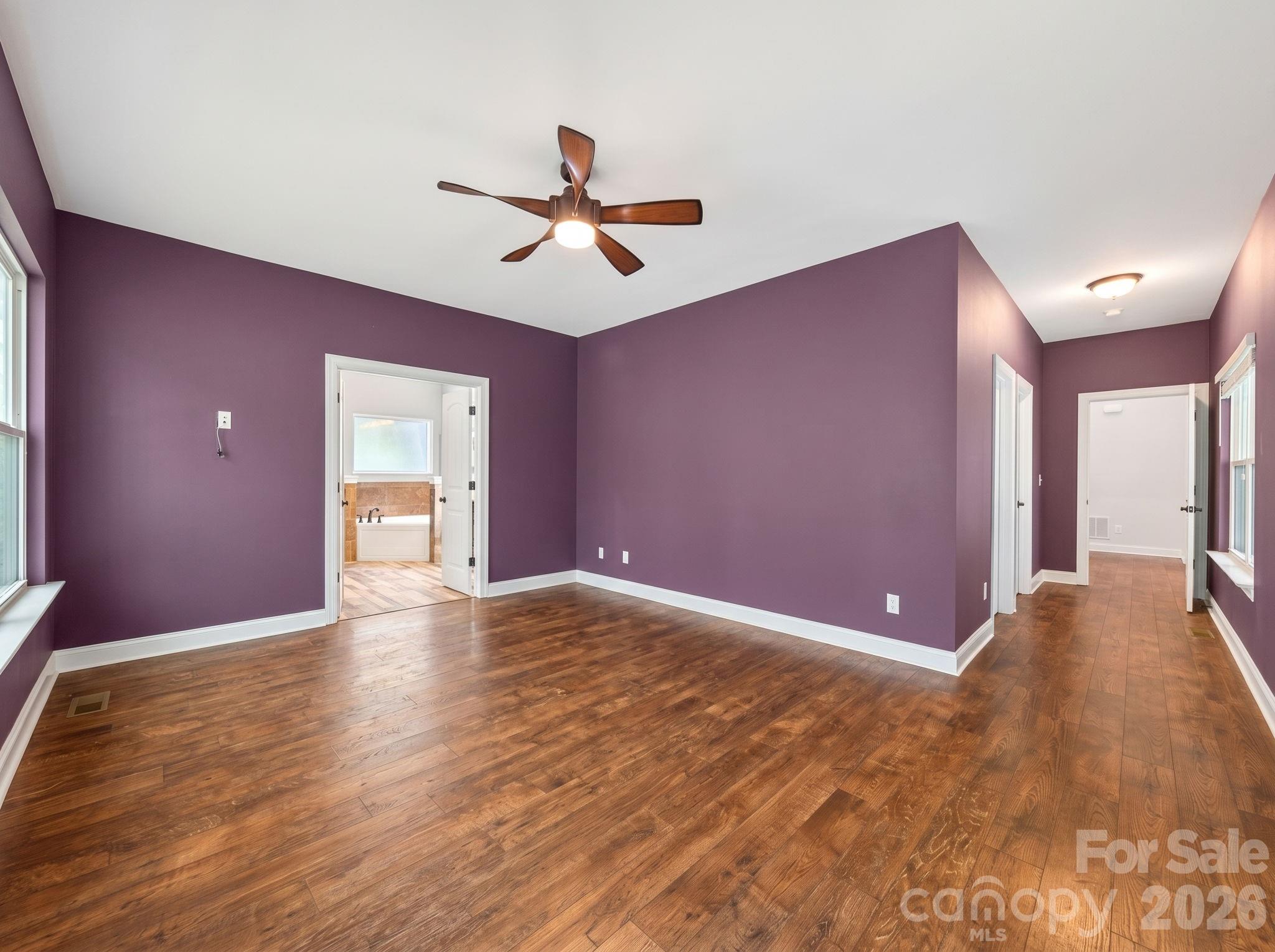 10200 Kerns Road — Huntersville
