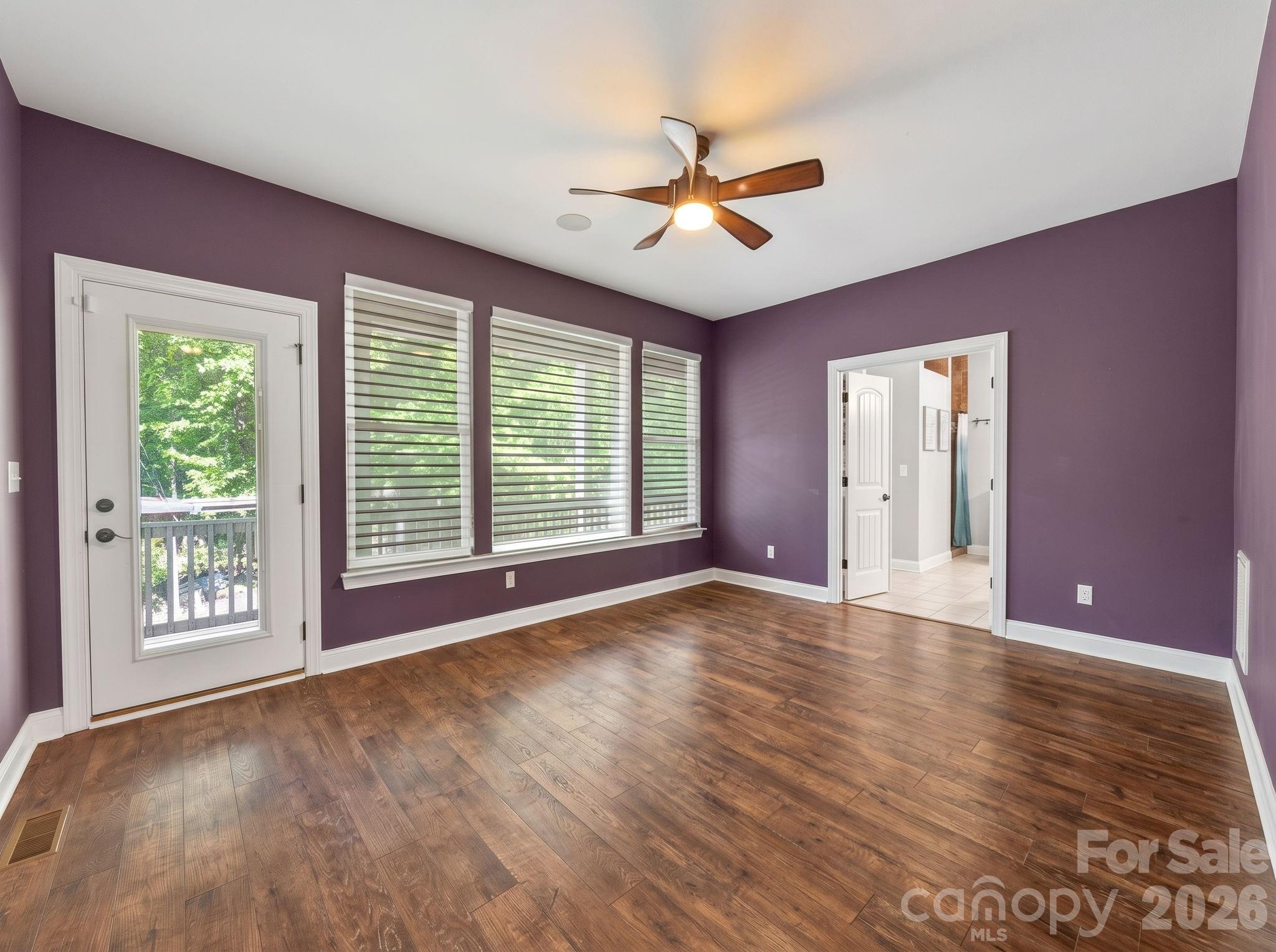 10200 Kerns Road — Huntersville