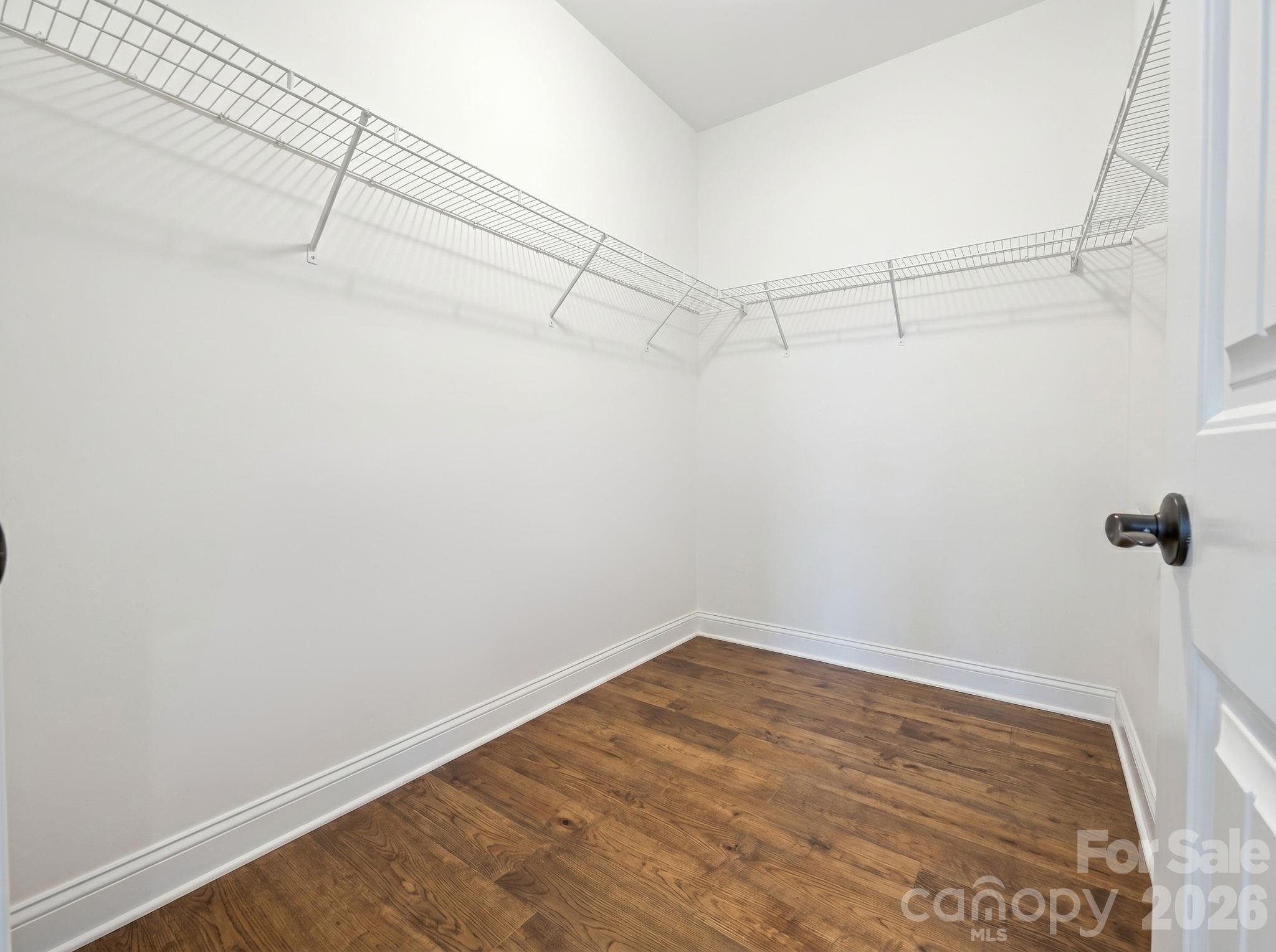 10200 Kerns Road — Huntersville