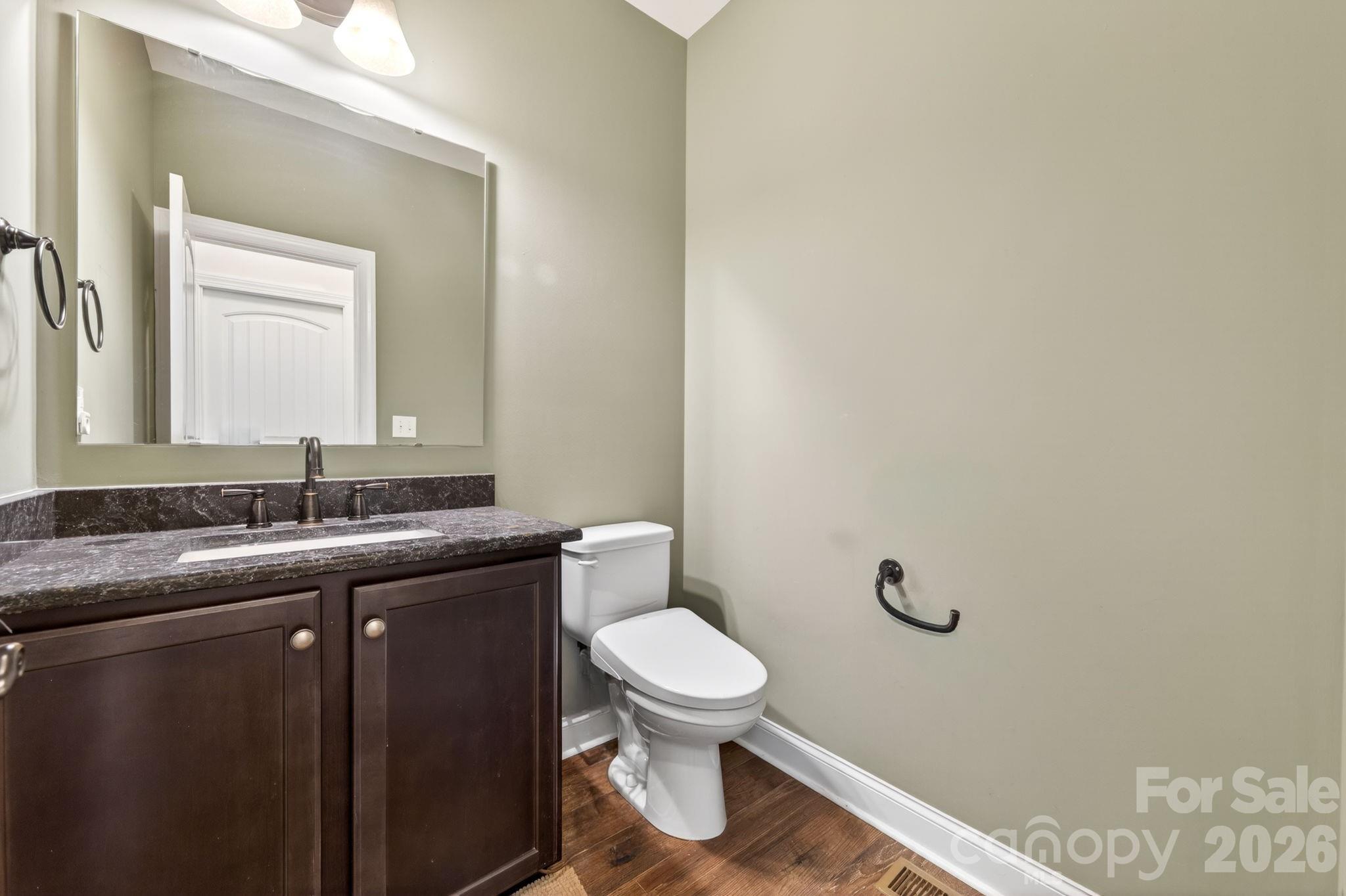 10200 Kerns Road — Huntersville