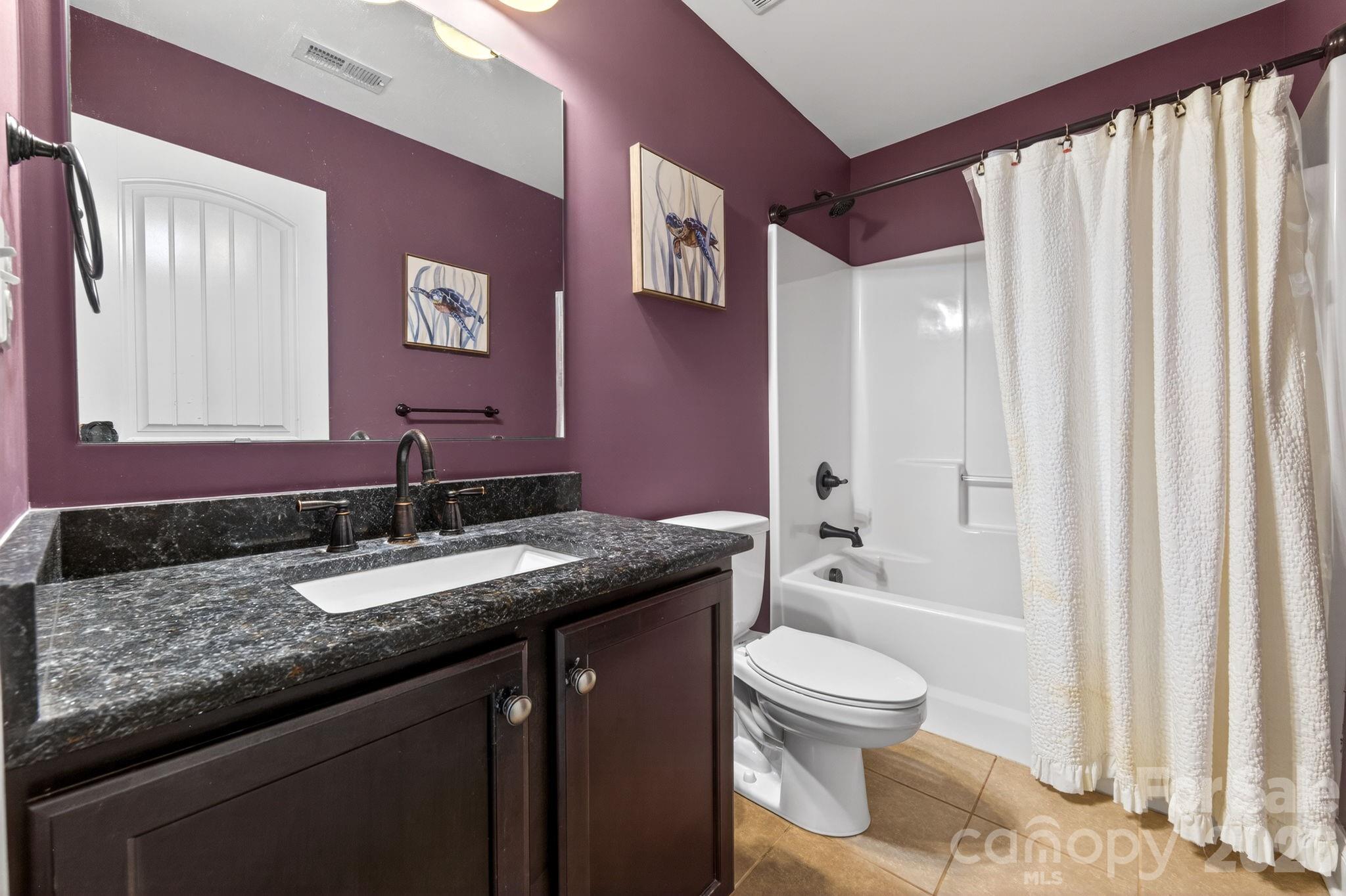 10200 Kerns Road — Huntersville