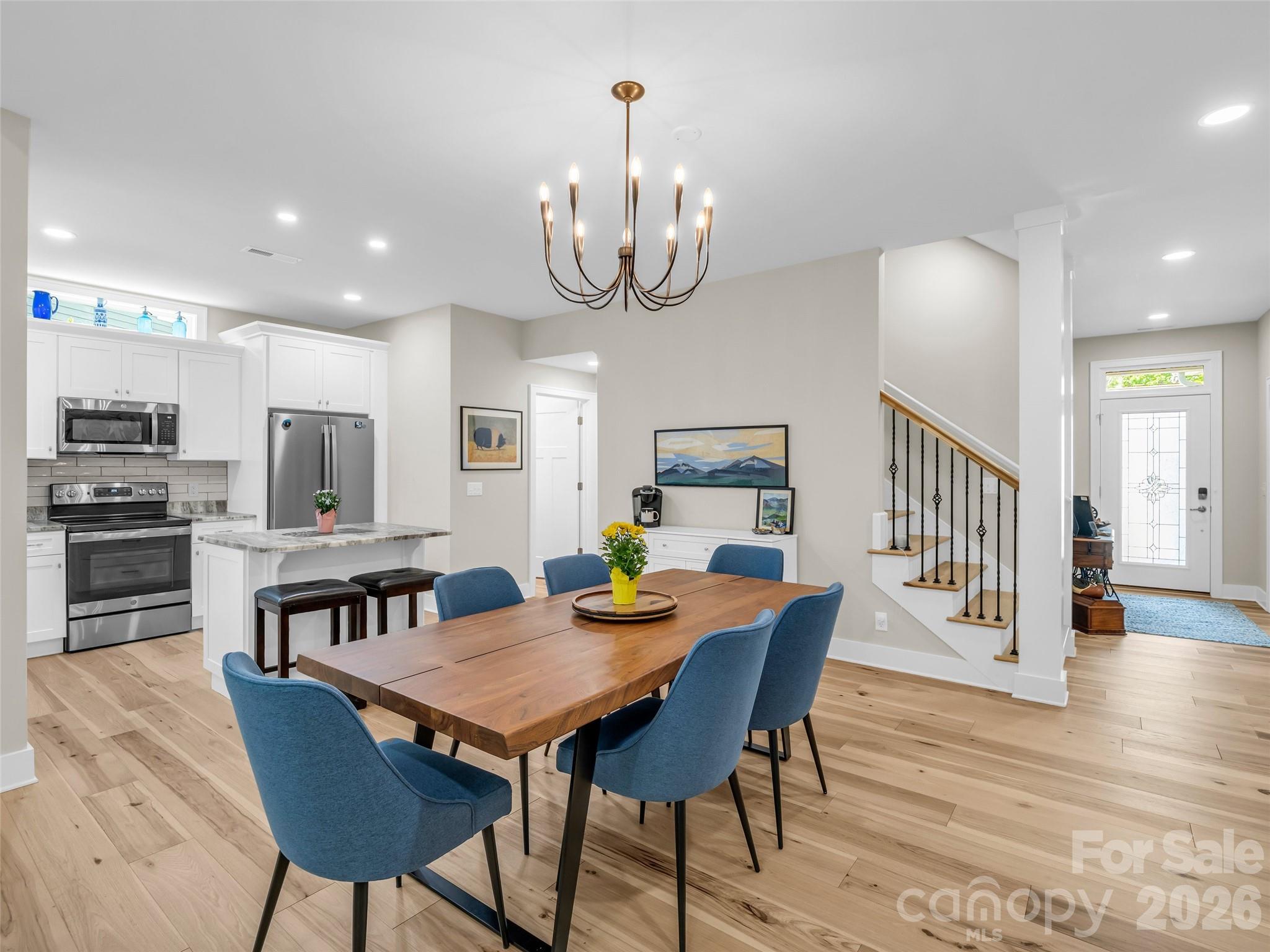 221 Millbrae Loop — Hendersonville