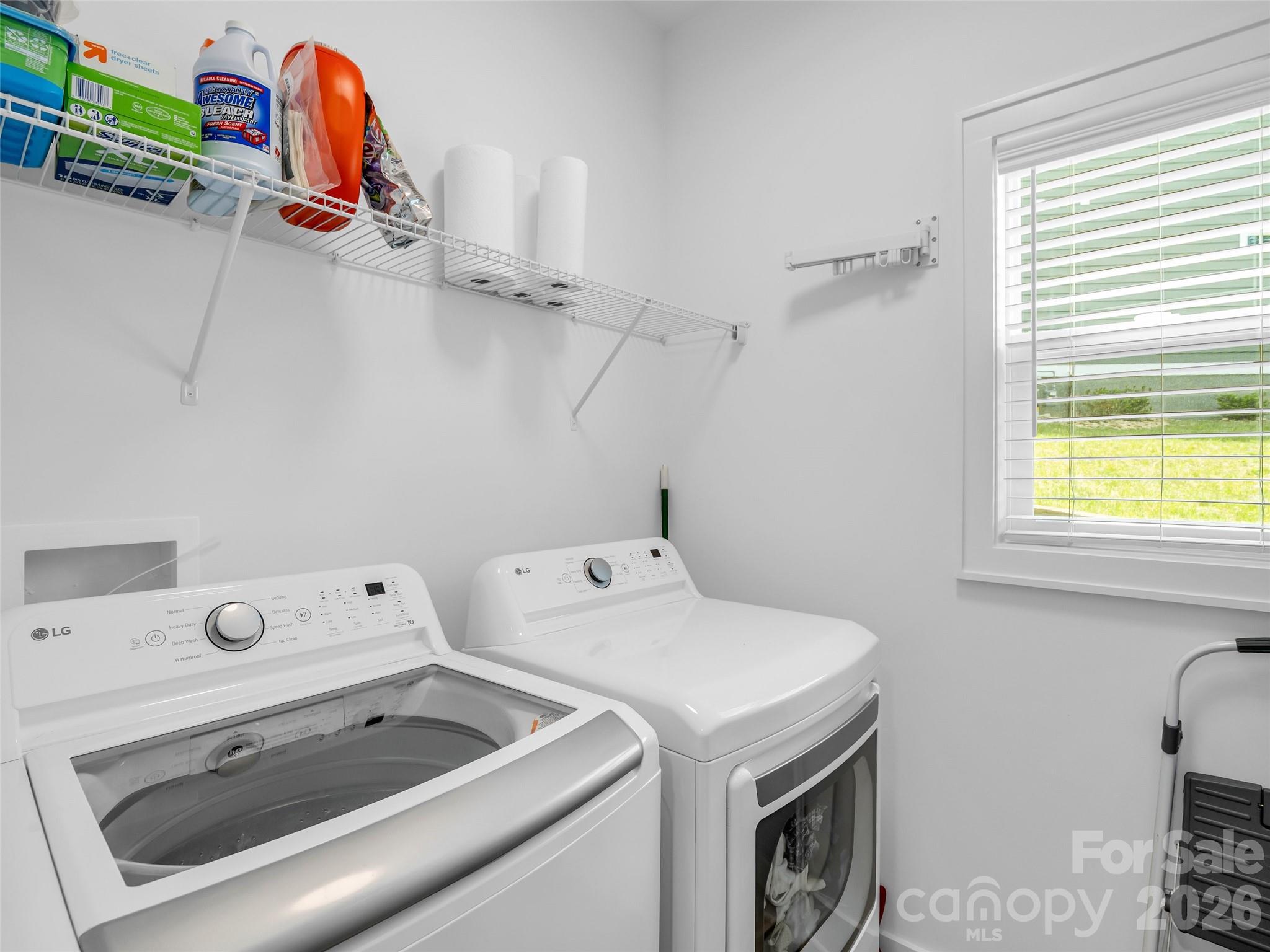 221 Millbrae Loop — Hendersonville