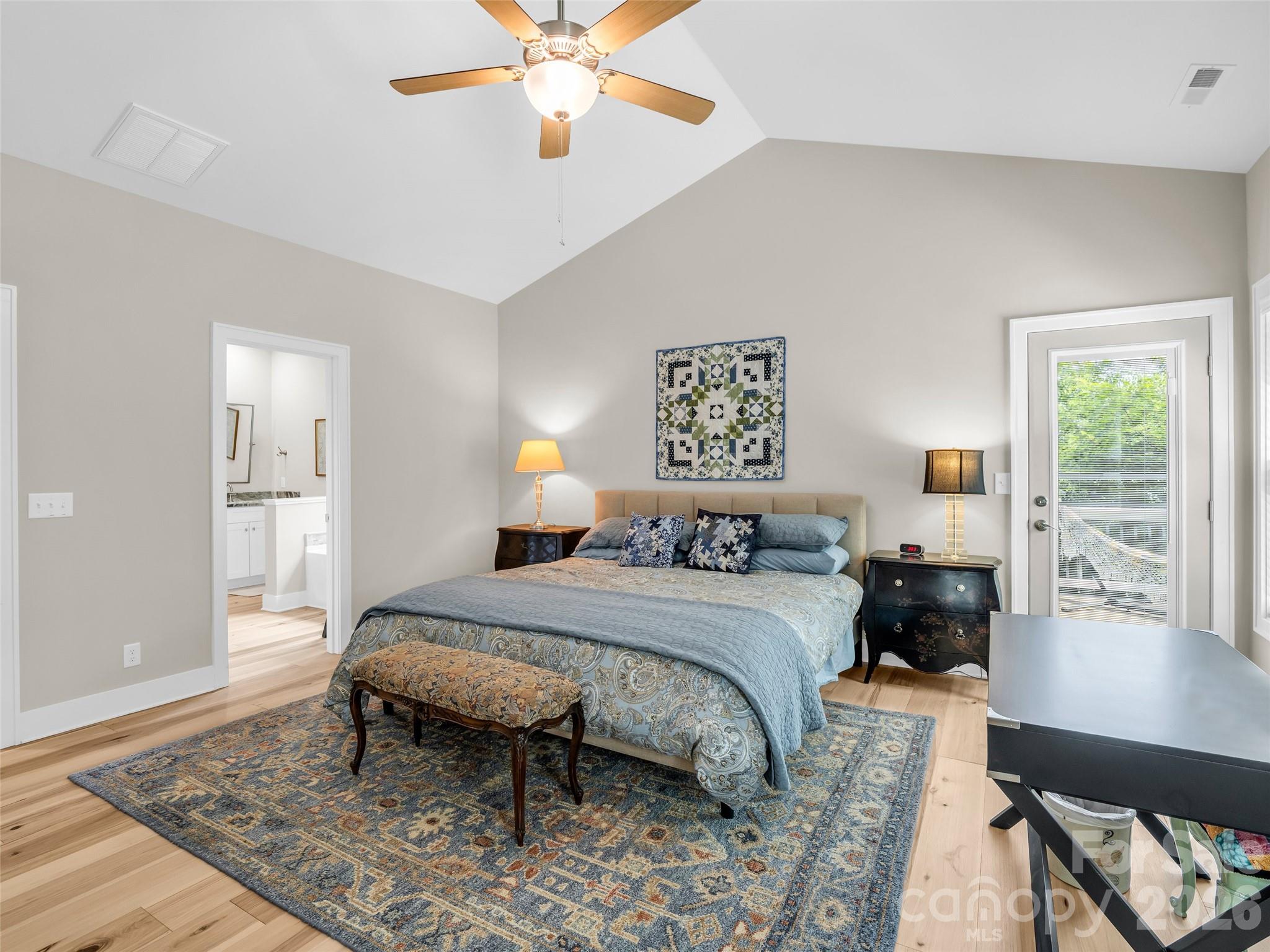 221 Millbrae Loop — Hendersonville