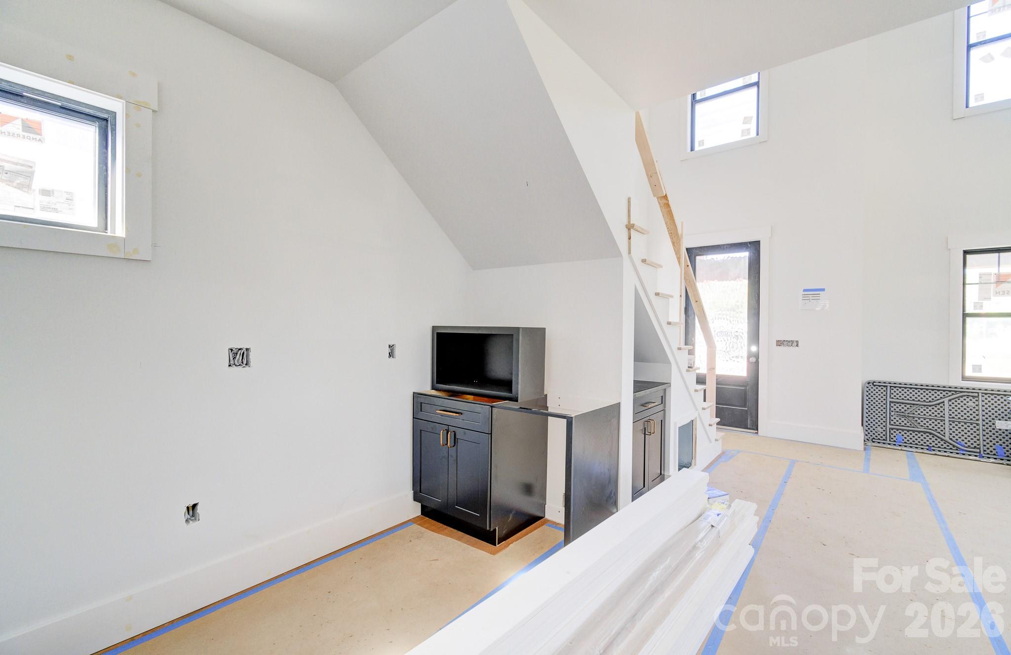 18 S Martha Kate Drive — Hendersonville