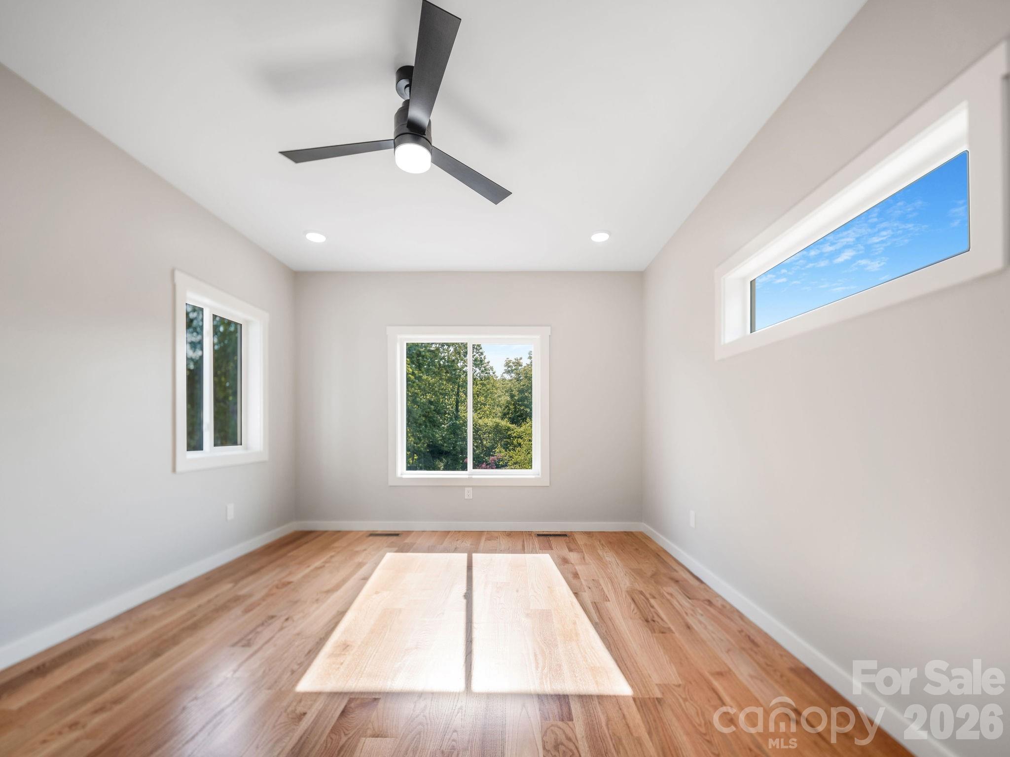 14 Da Vinci Court — Asheville