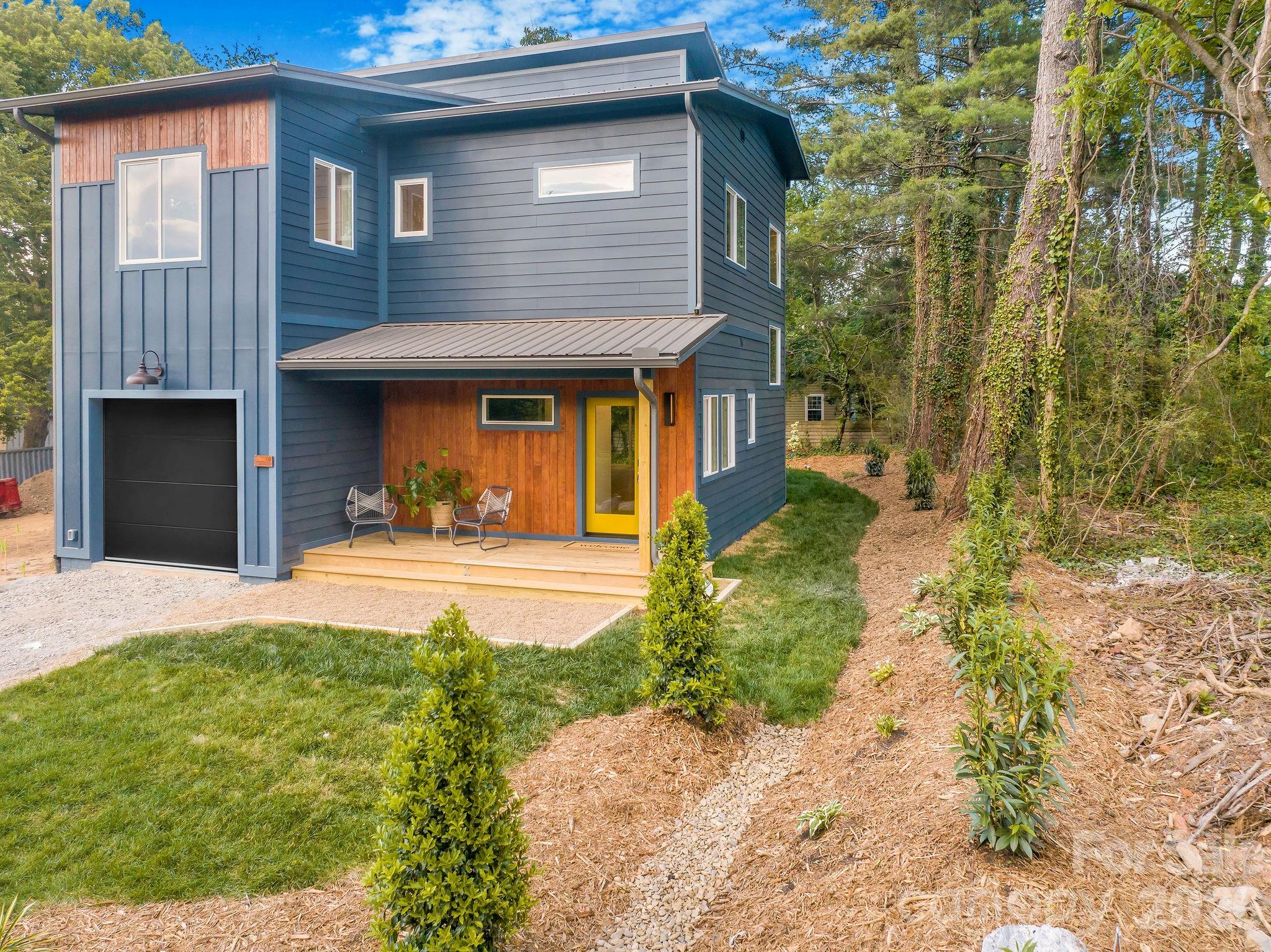 14 Da Vinci Court — Asheville