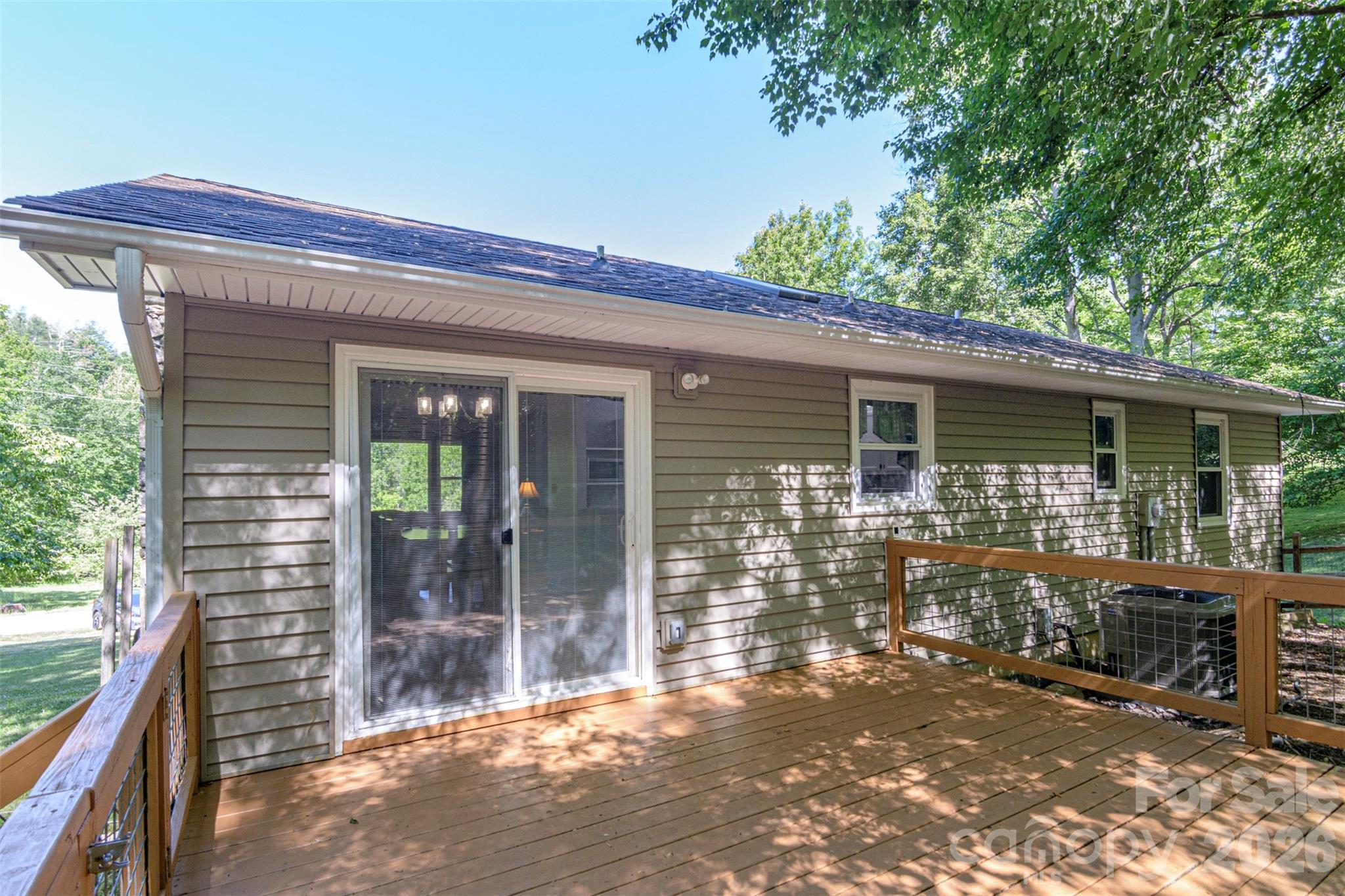 12 Mid Court Drive — Asheville