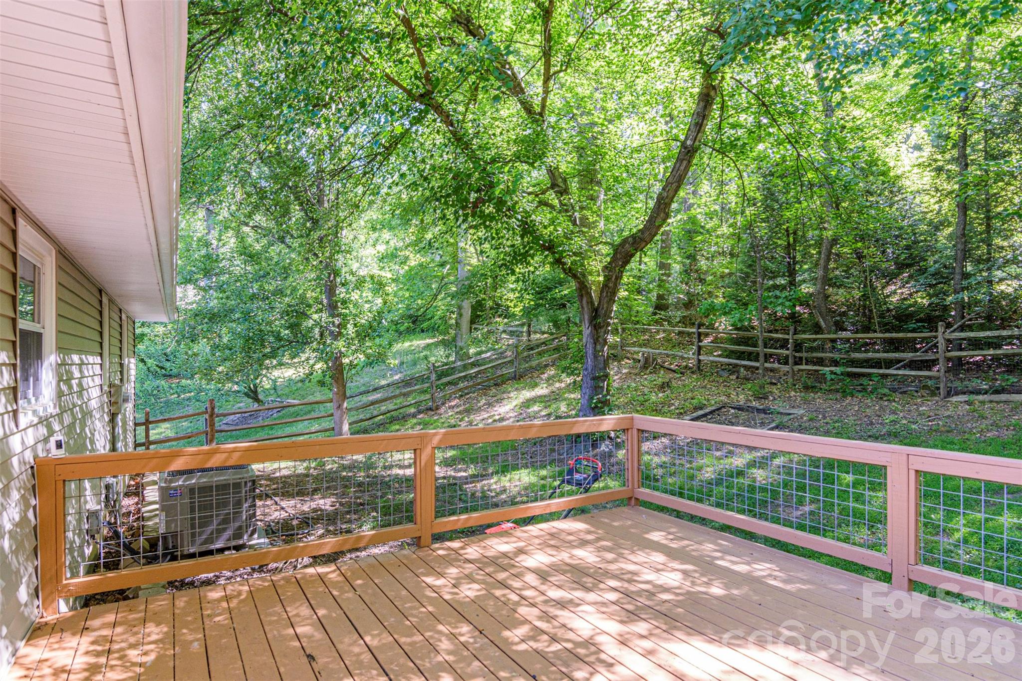 12 Mid Court Drive — Asheville