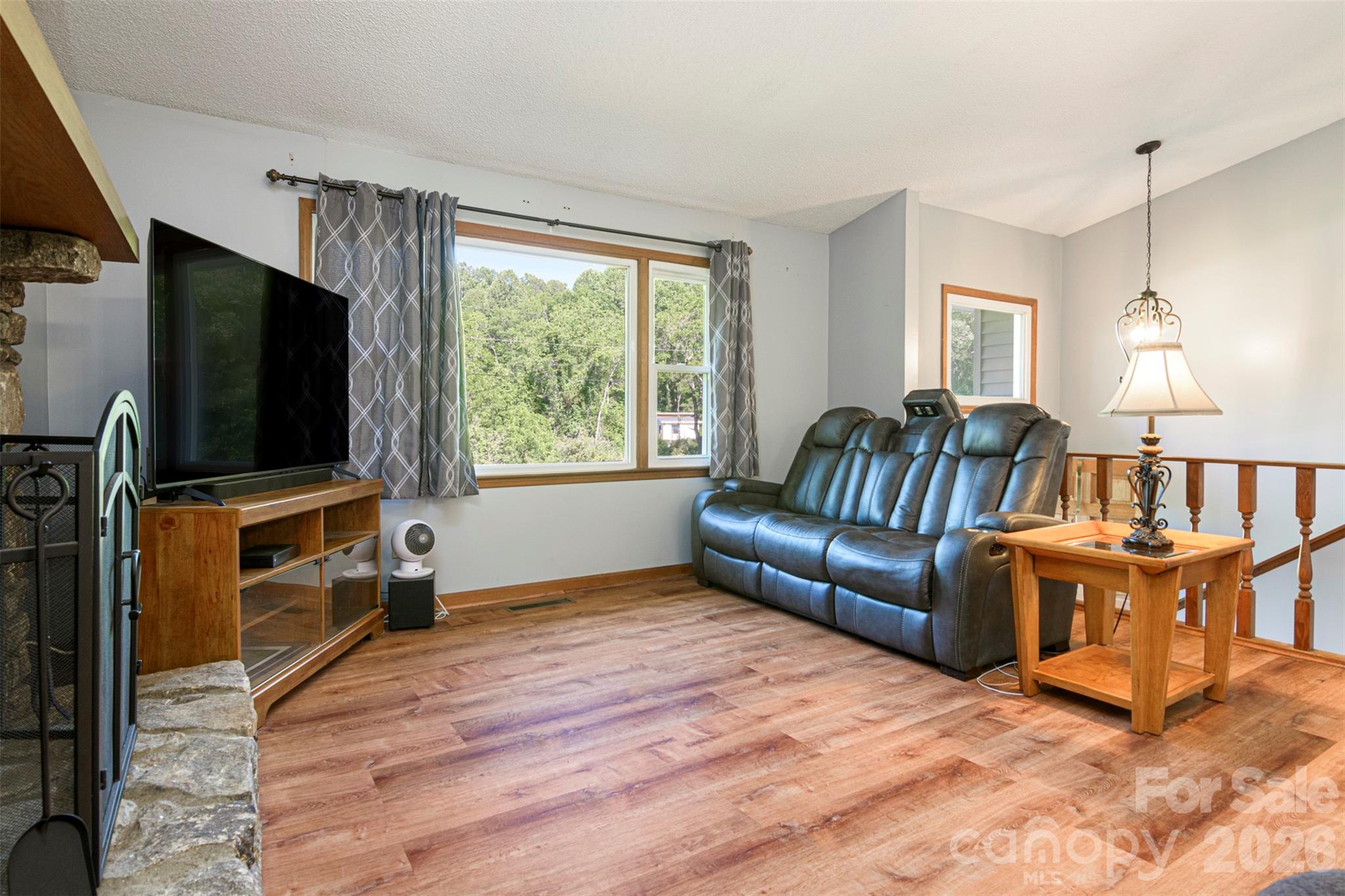 12 Mid Court Drive — Asheville