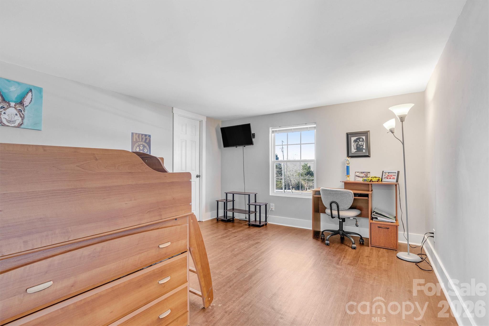 4790 Kent Street — Maiden