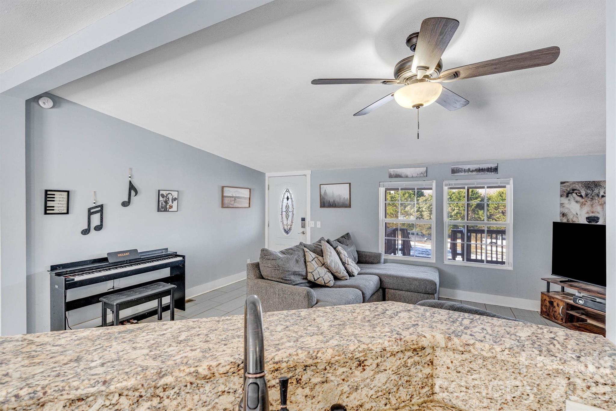 4790 Kent Street — Maiden