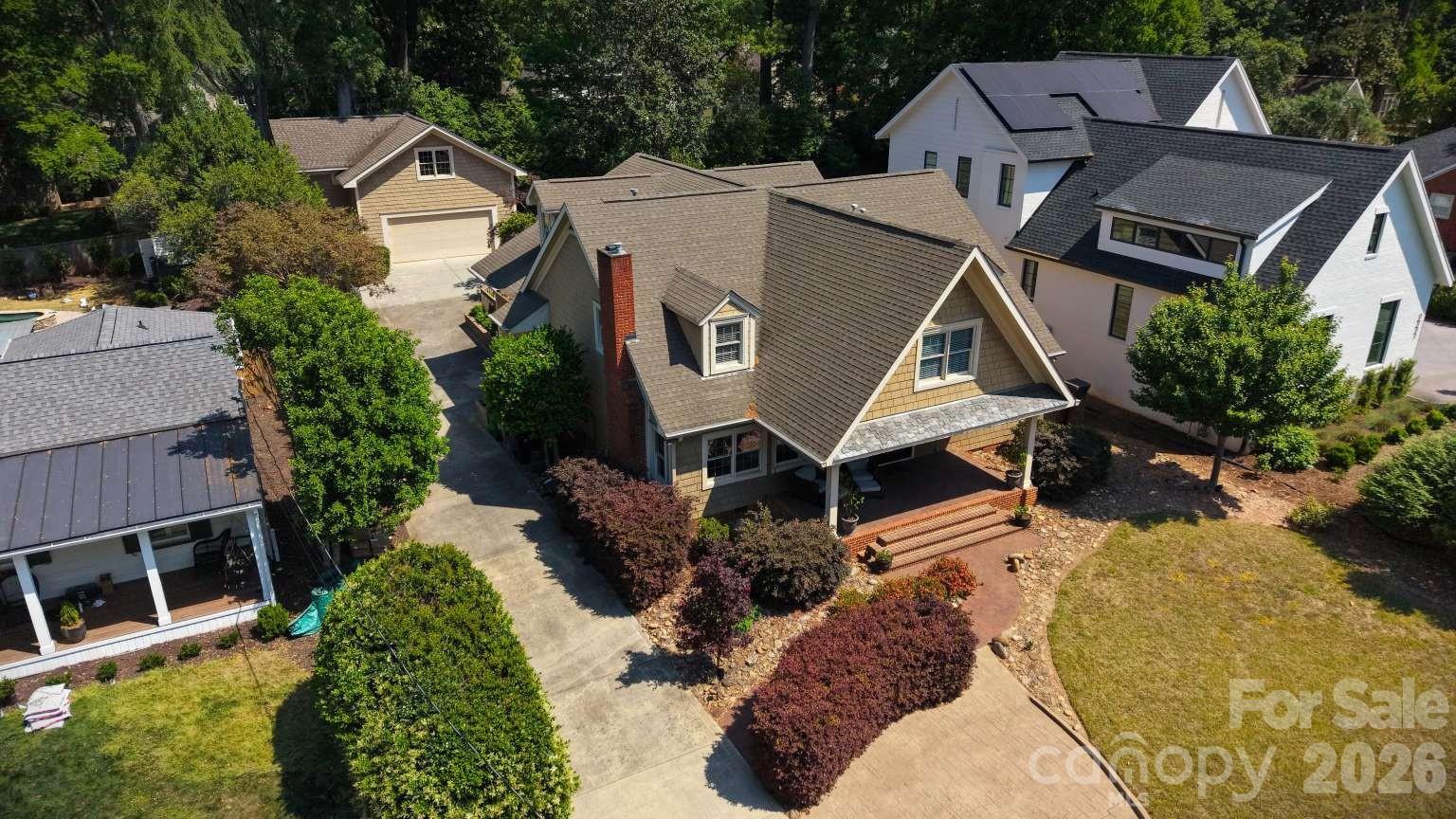 2215 Hassell Place — Charlotte