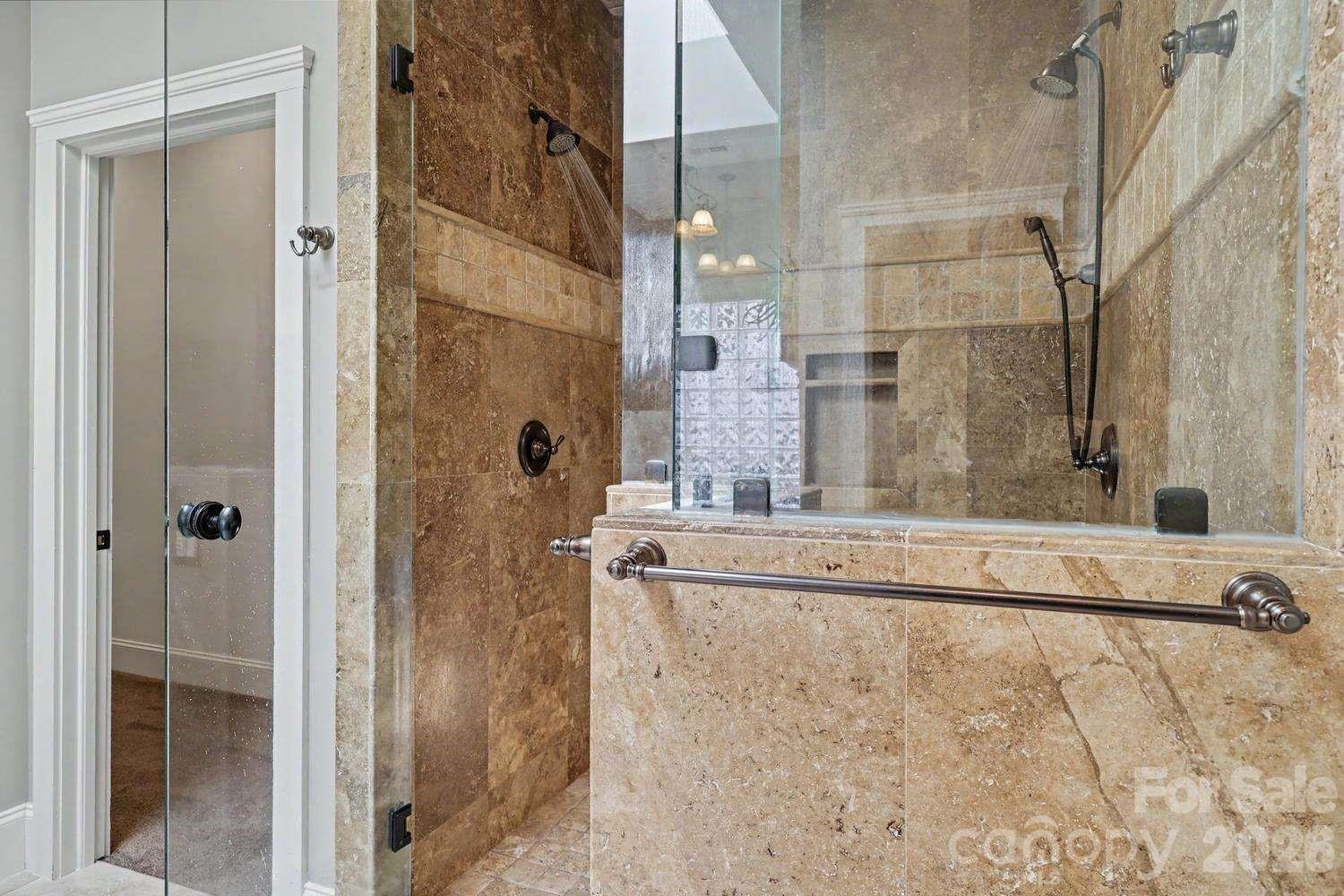 2215 Hassell Place — Charlotte