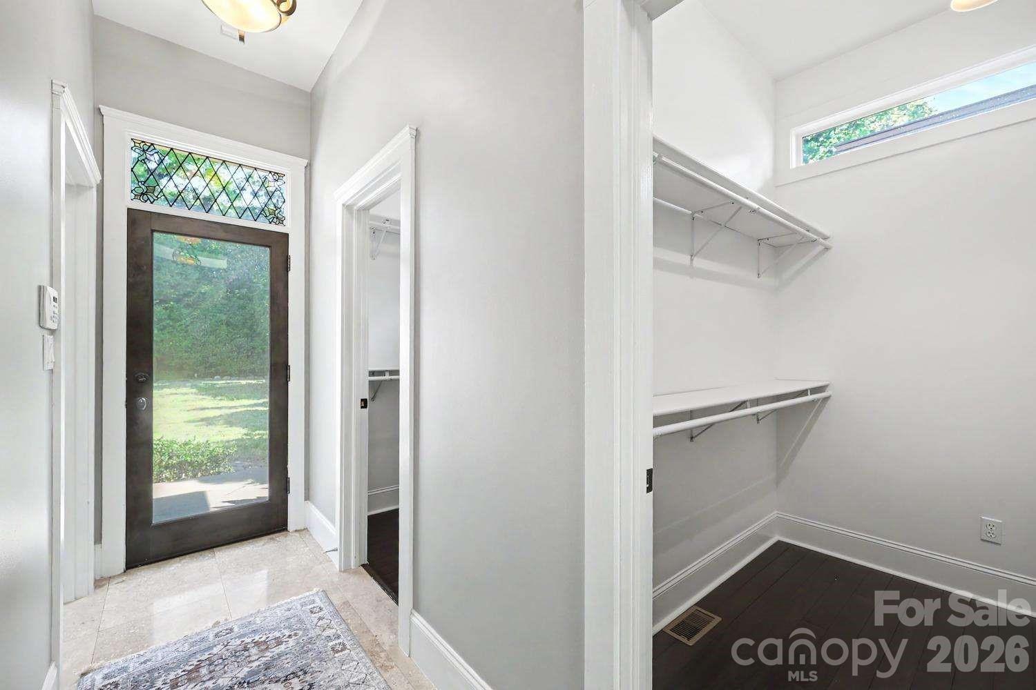 2215 Hassell Place — Charlotte