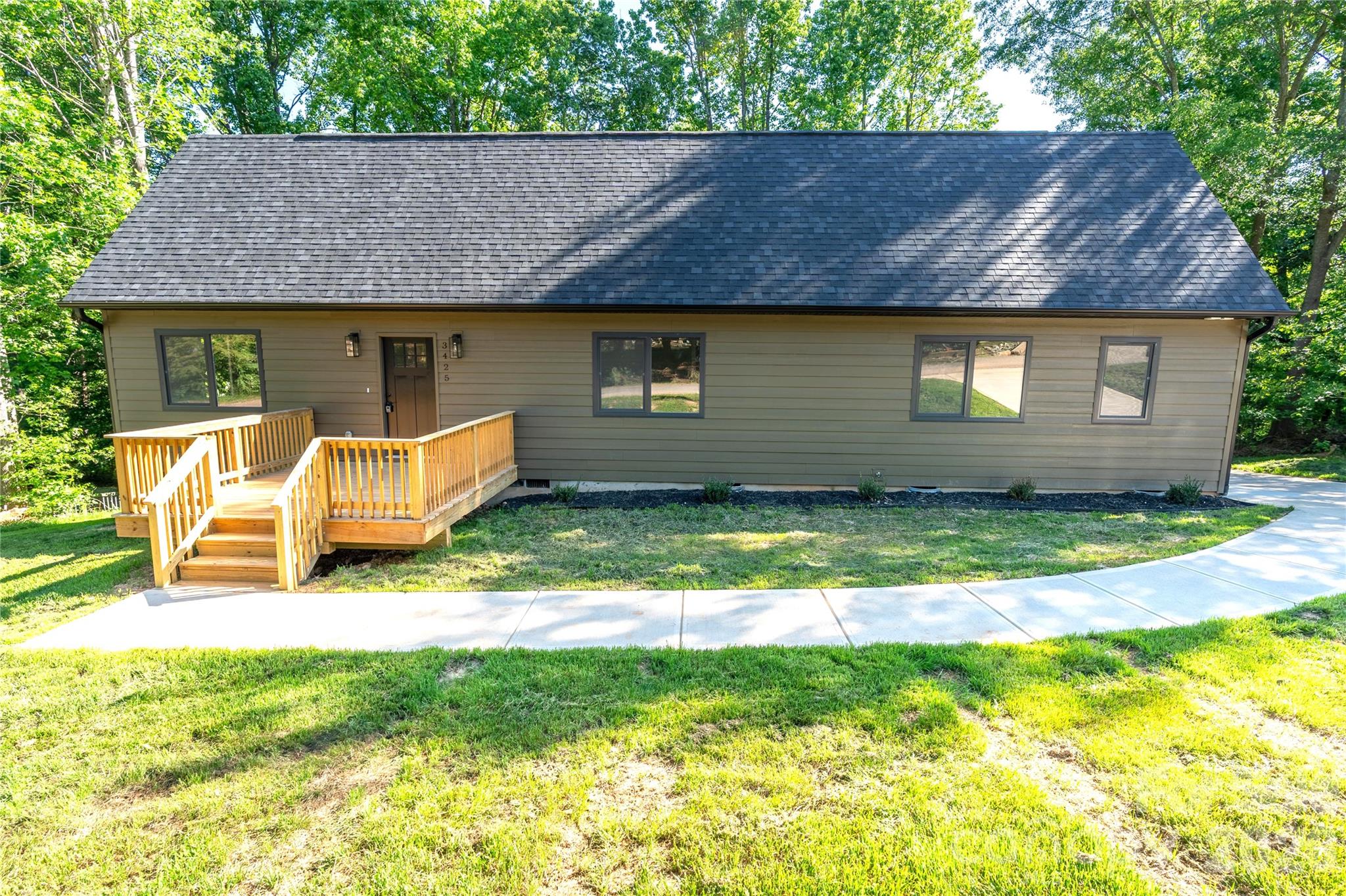 3425 Mission Trail — Lincolnton