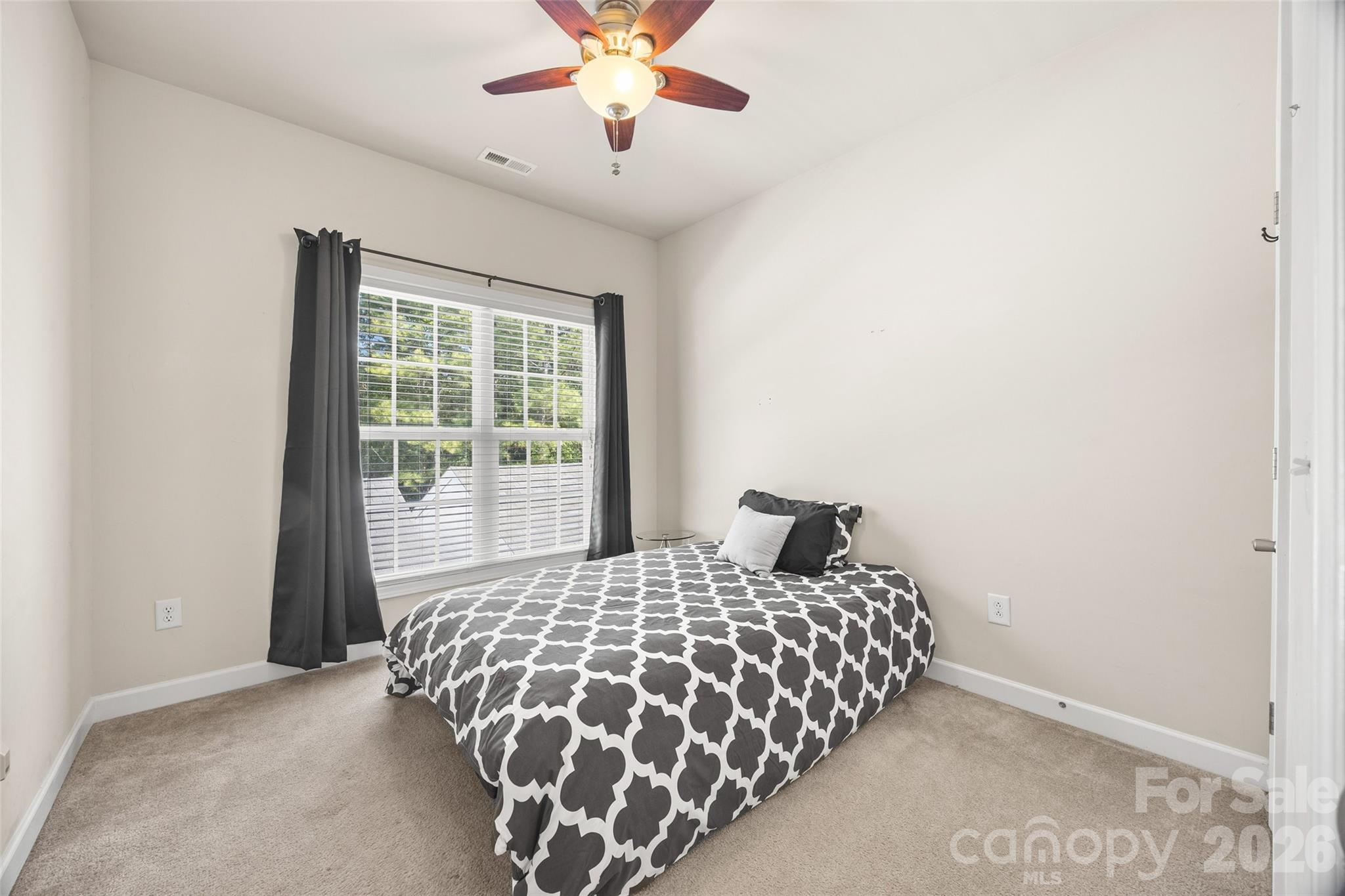 9821 Longstone Lane — Charlotte