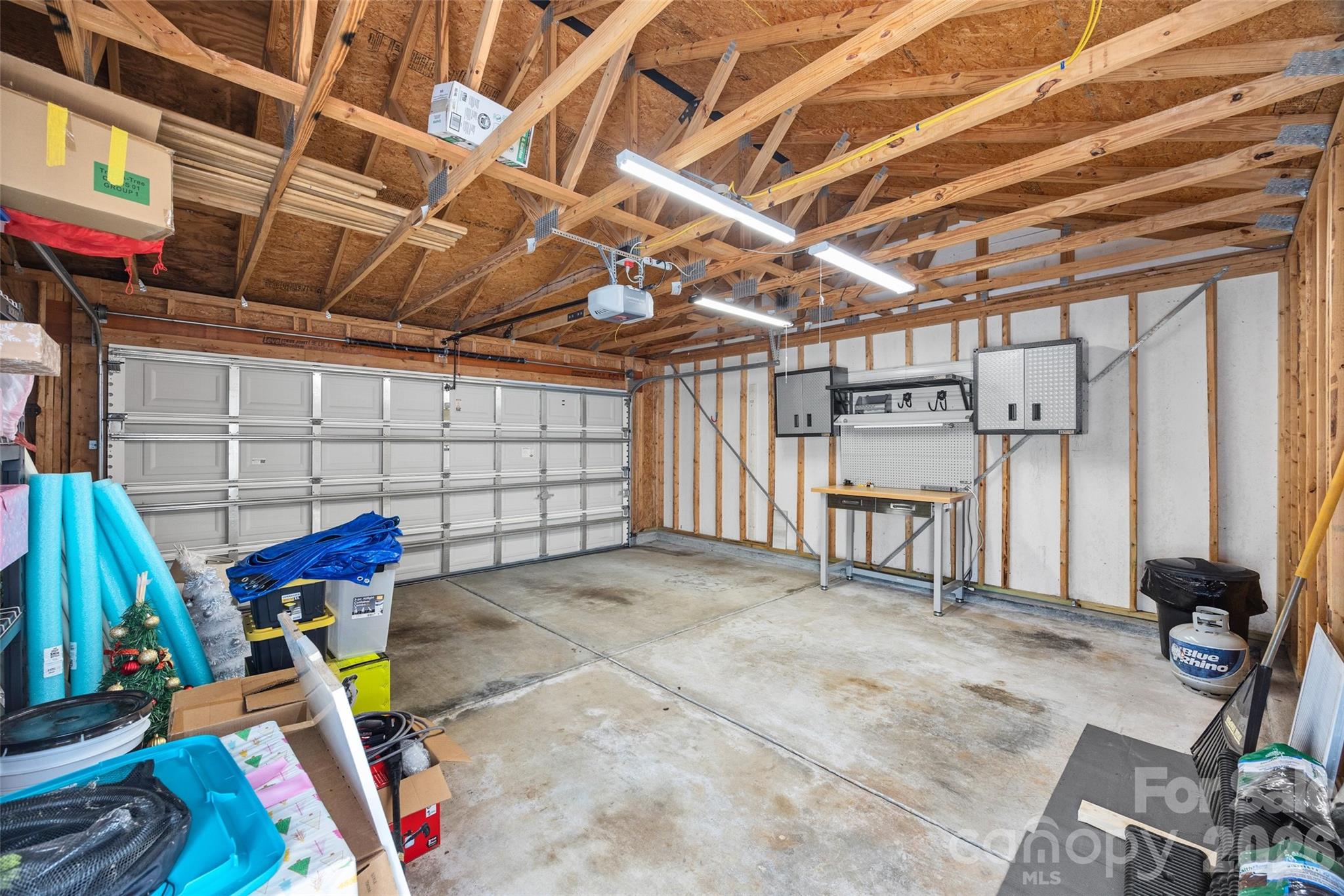 9821 Longstone Lane — Charlotte
