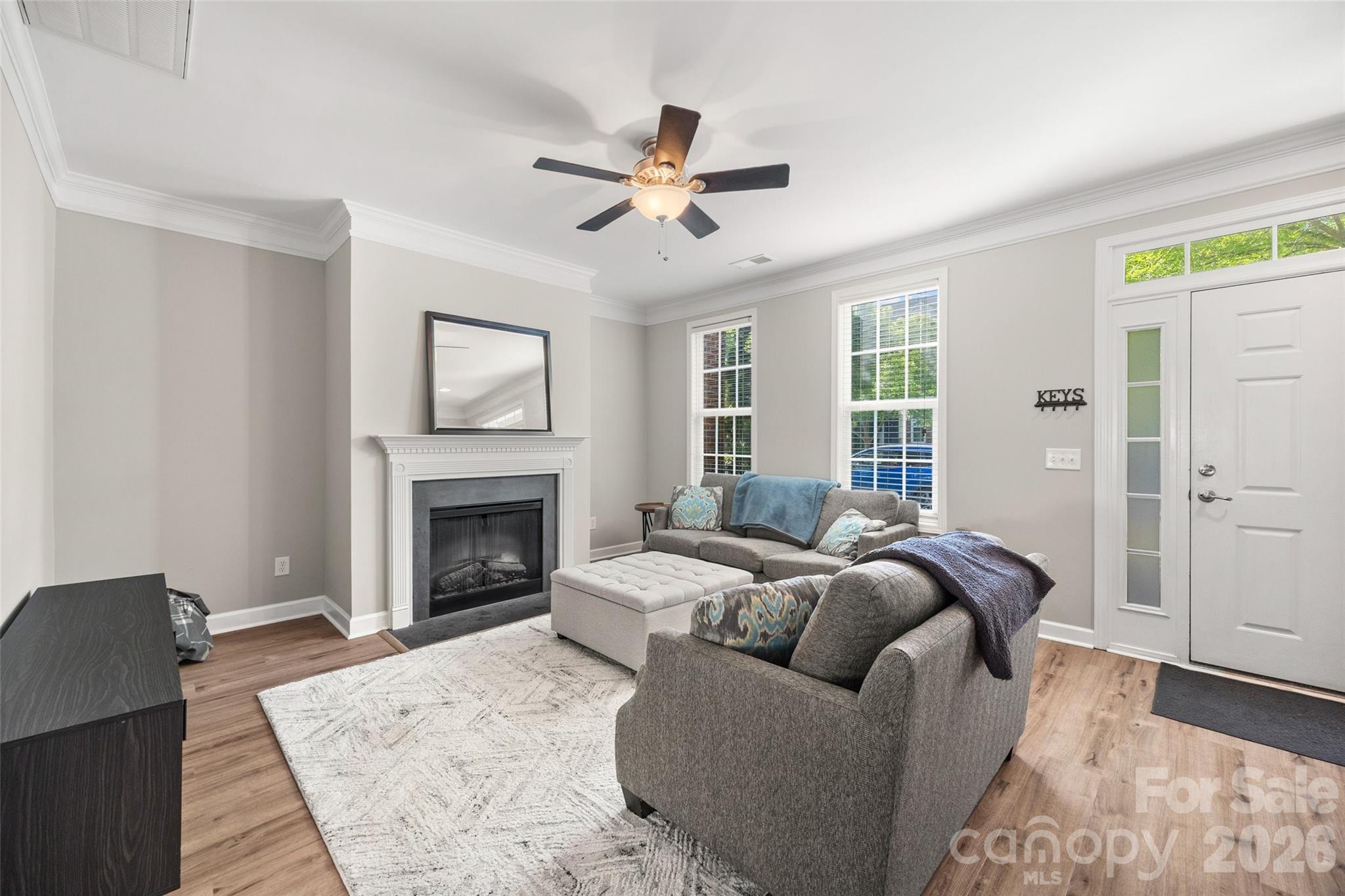 9821 Longstone Lane — Charlotte