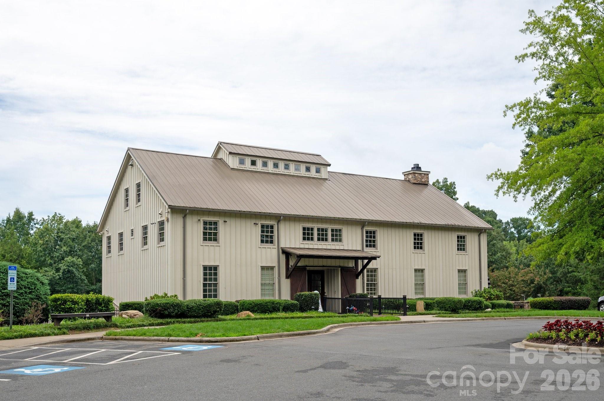 1265 Hamburg Court — Waxhaw