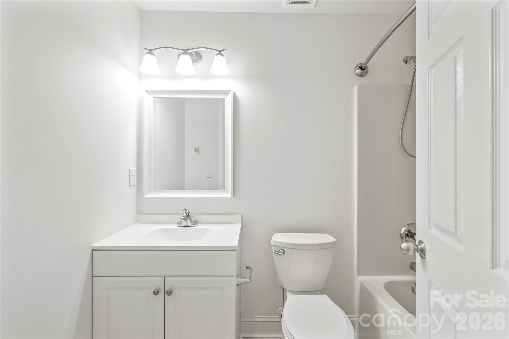 1707 Kashmir White Lane — Fort Mill