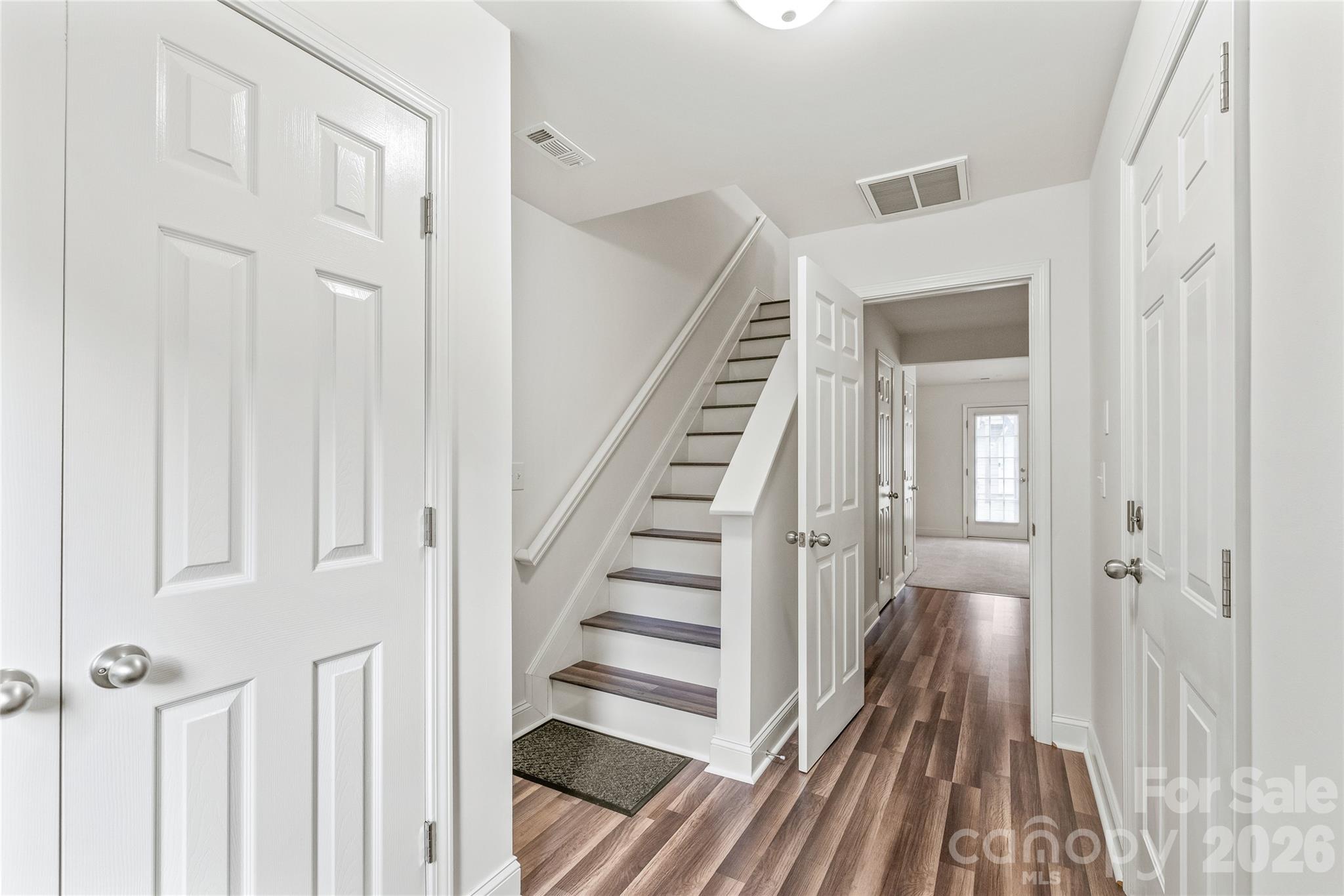 1707 Kashmir White Lane — Fort Mill