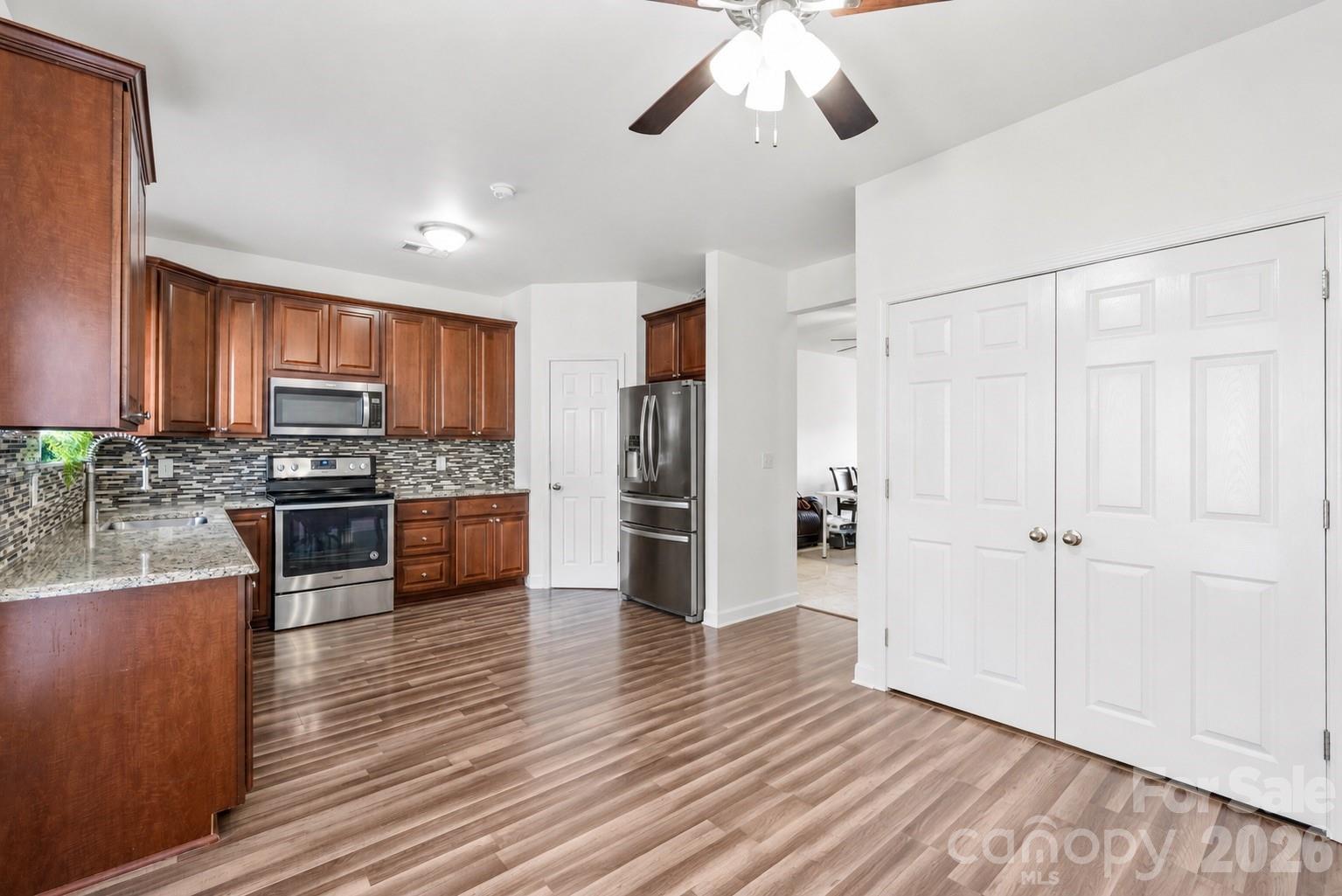 1707 Kashmir White Lane — Fort Mill