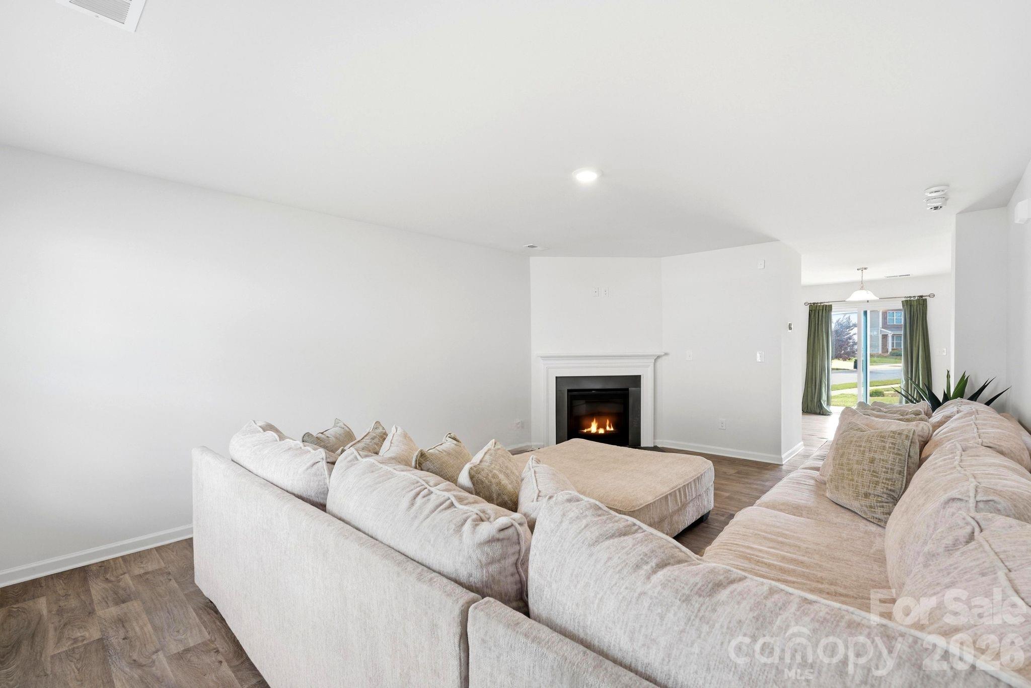 3157 Green Apple Drive — Dallas