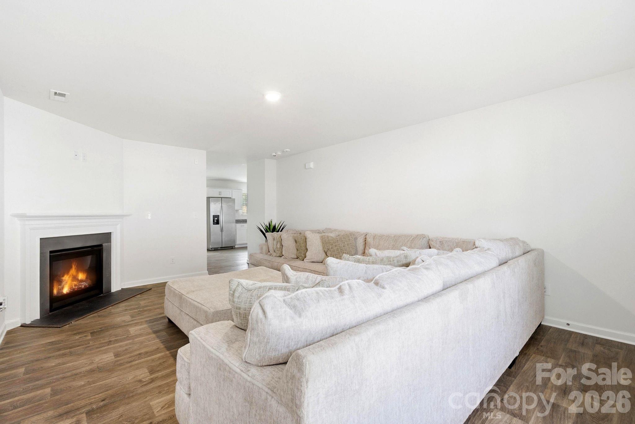 3157 Green Apple Drive — Dallas