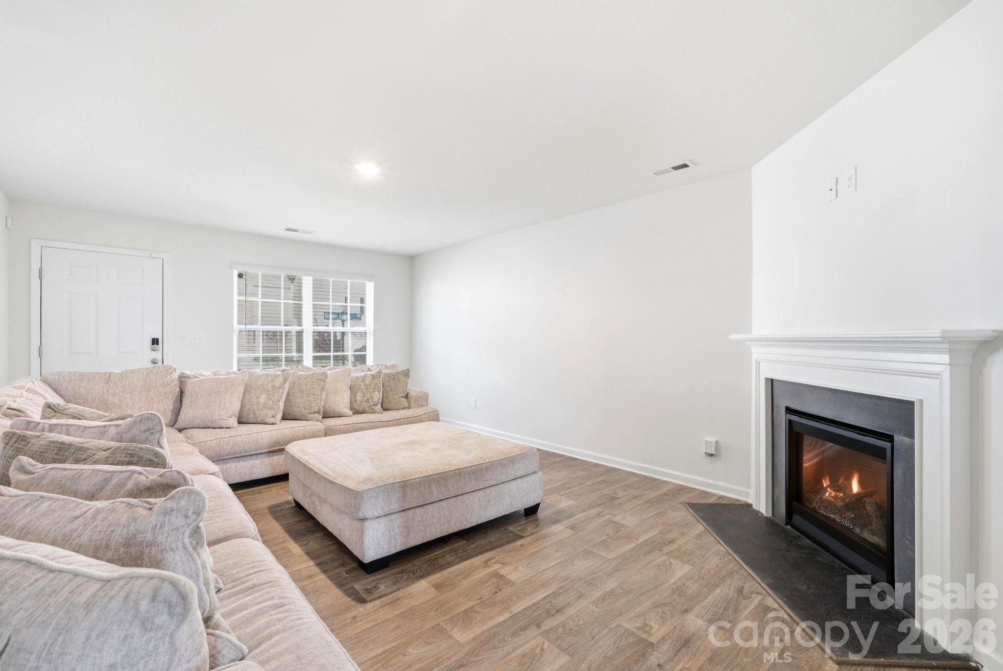 3157 Green Apple Drive — Dallas