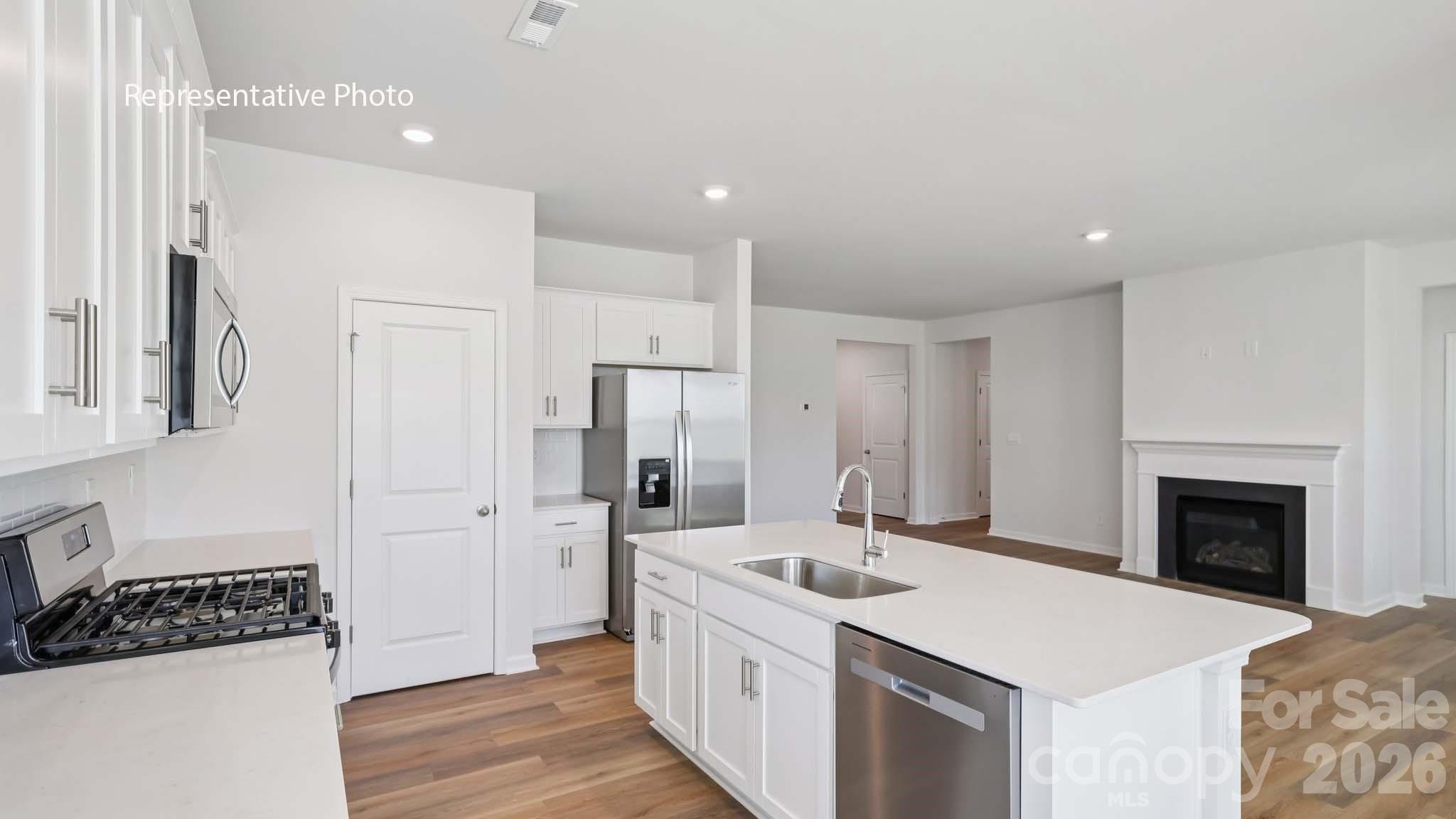112 Pecan Grove Lane — Statesville