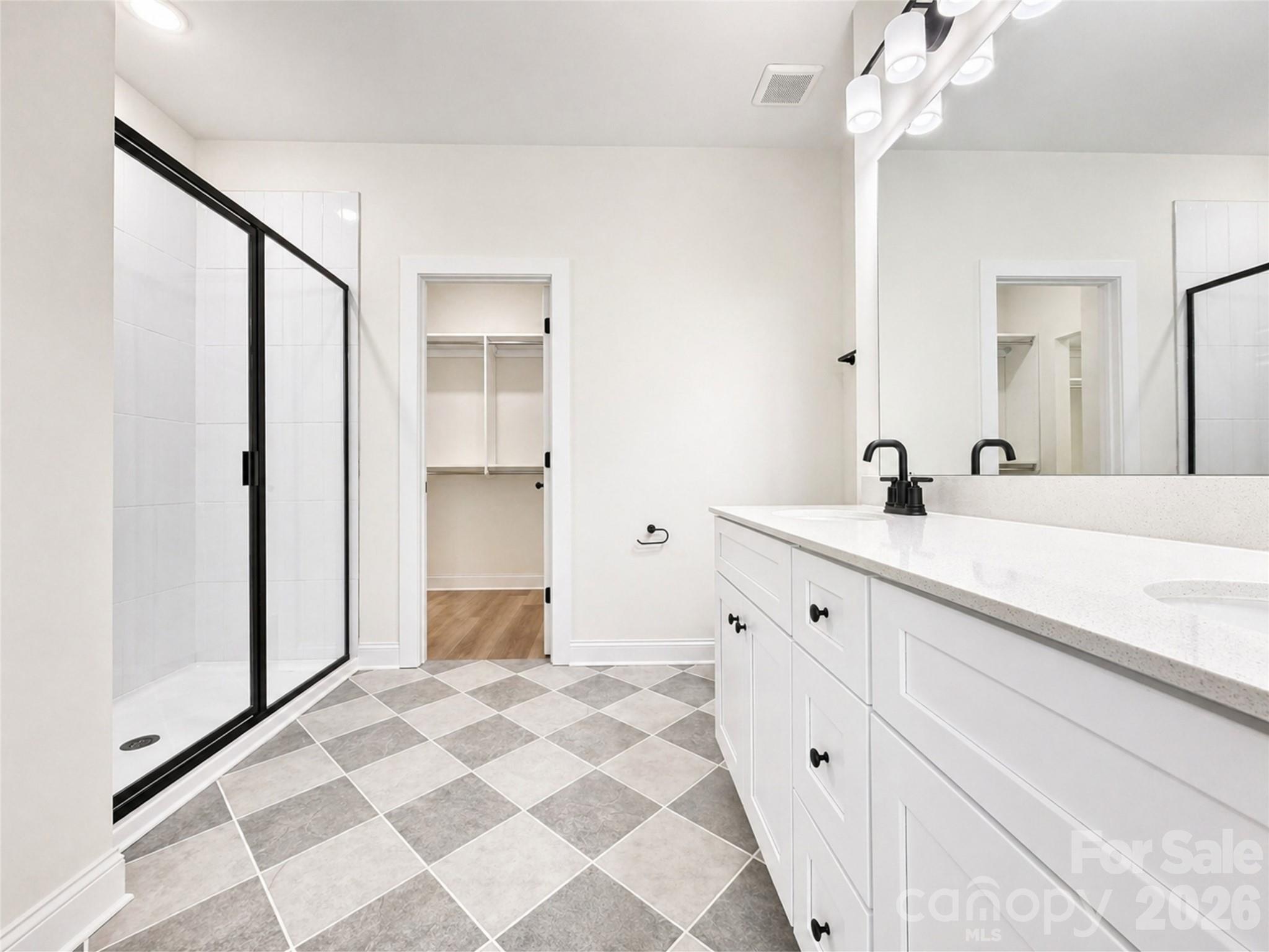1220 N Sharon Amity Road — Charlotte