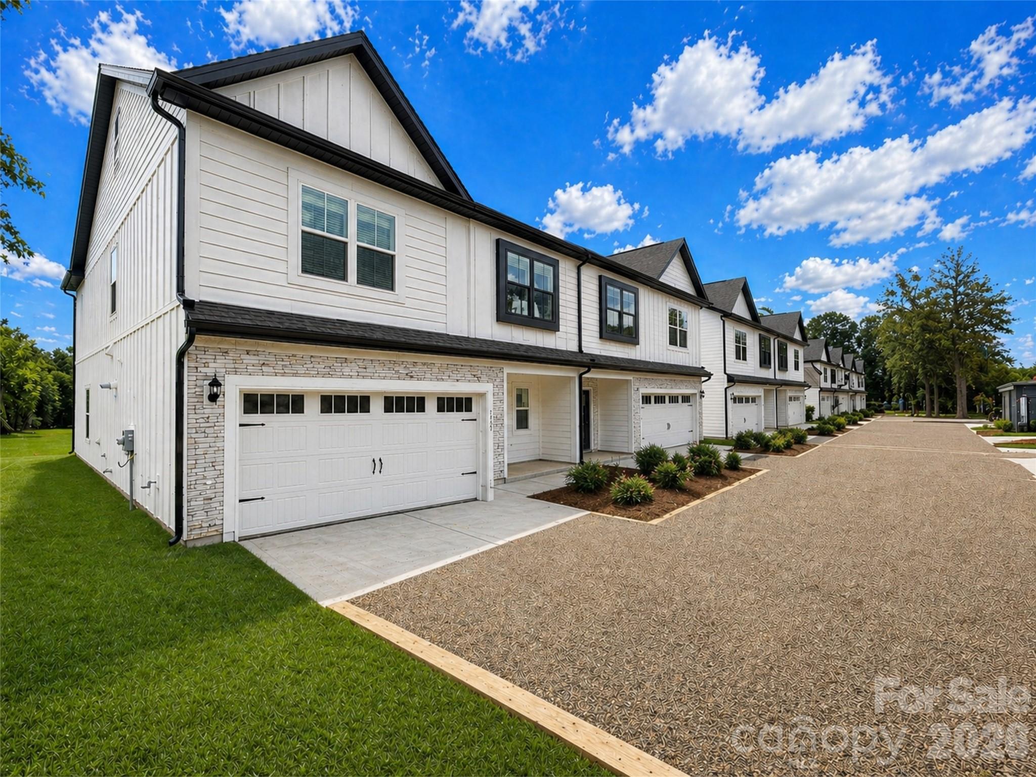 1220 N Sharon Amity Road — Charlotte