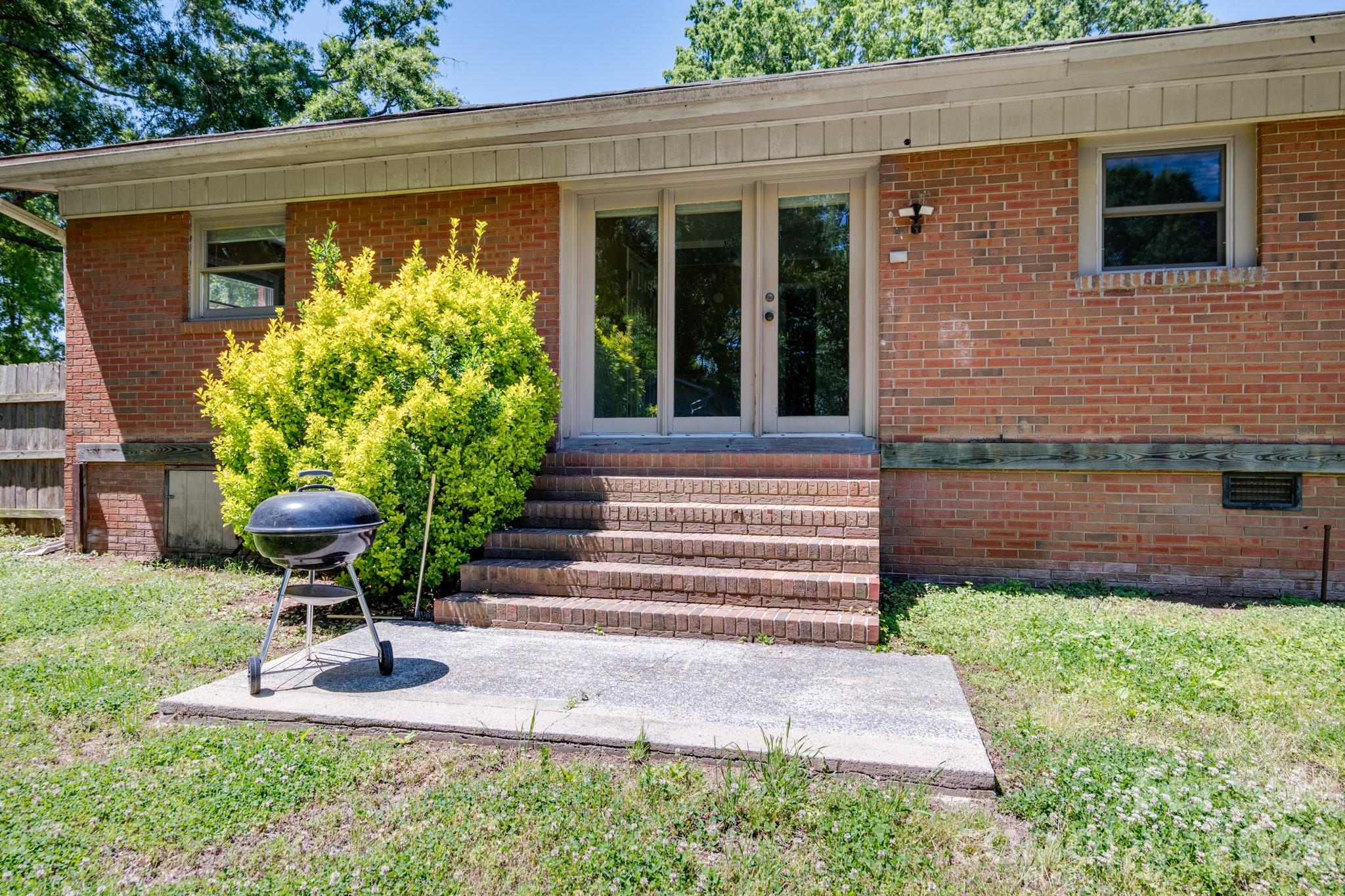 624 Patricia Avenue — Harrisburg