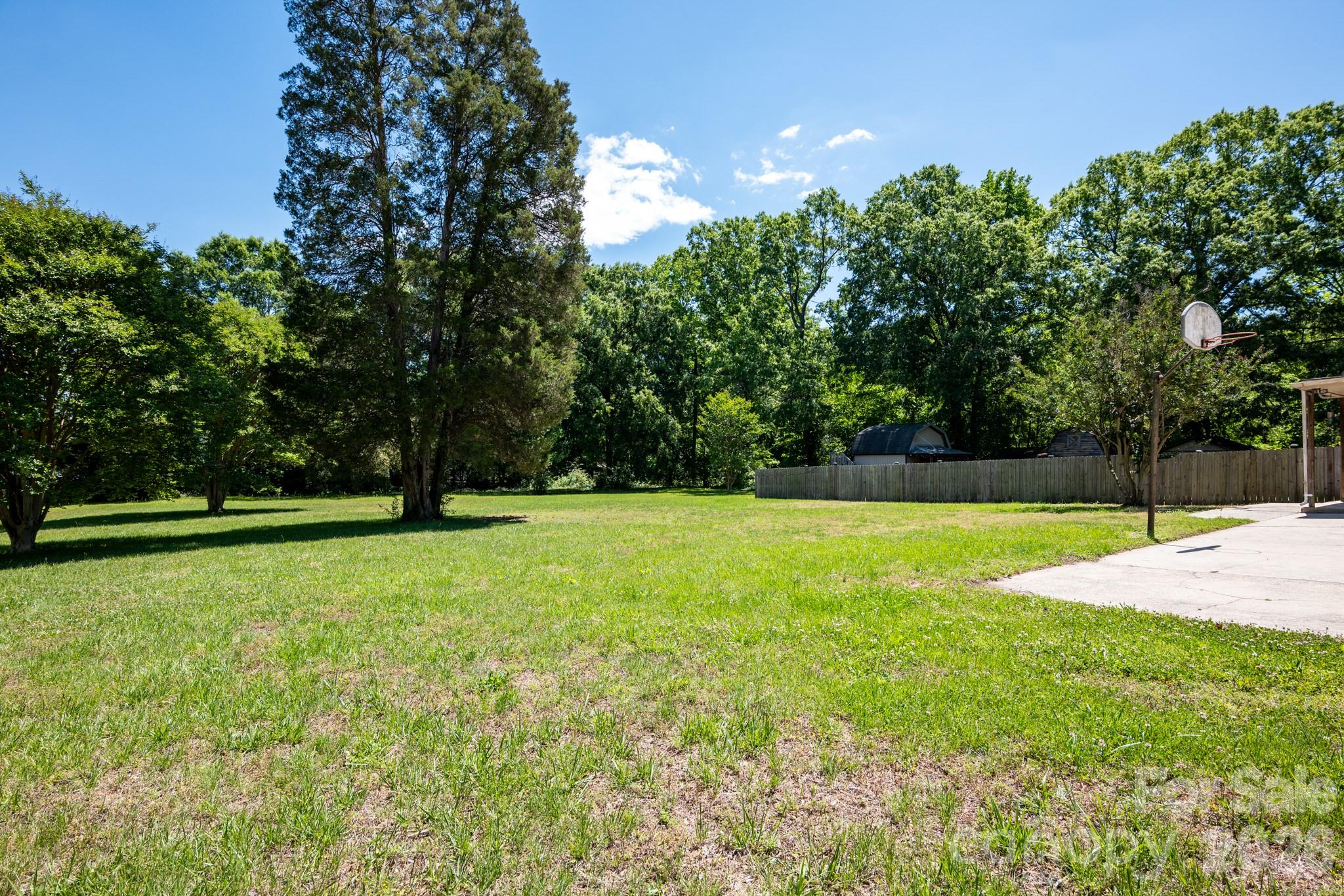 624 Patricia Avenue — Harrisburg