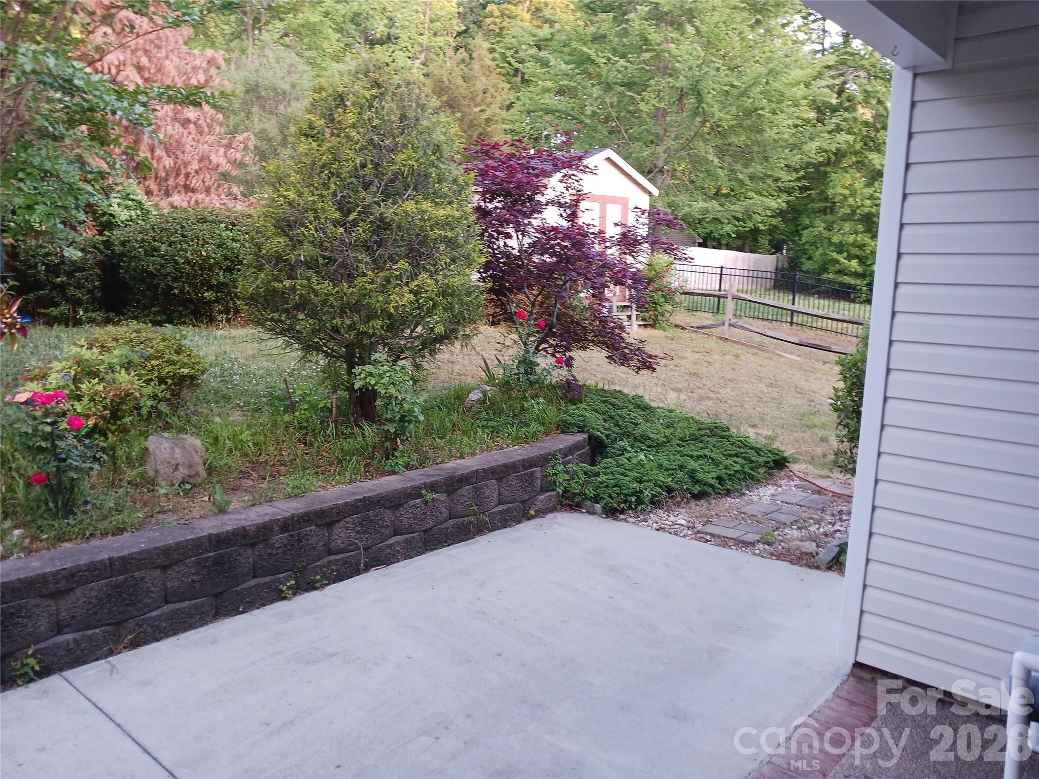 5039 Abbington Way — Belmont