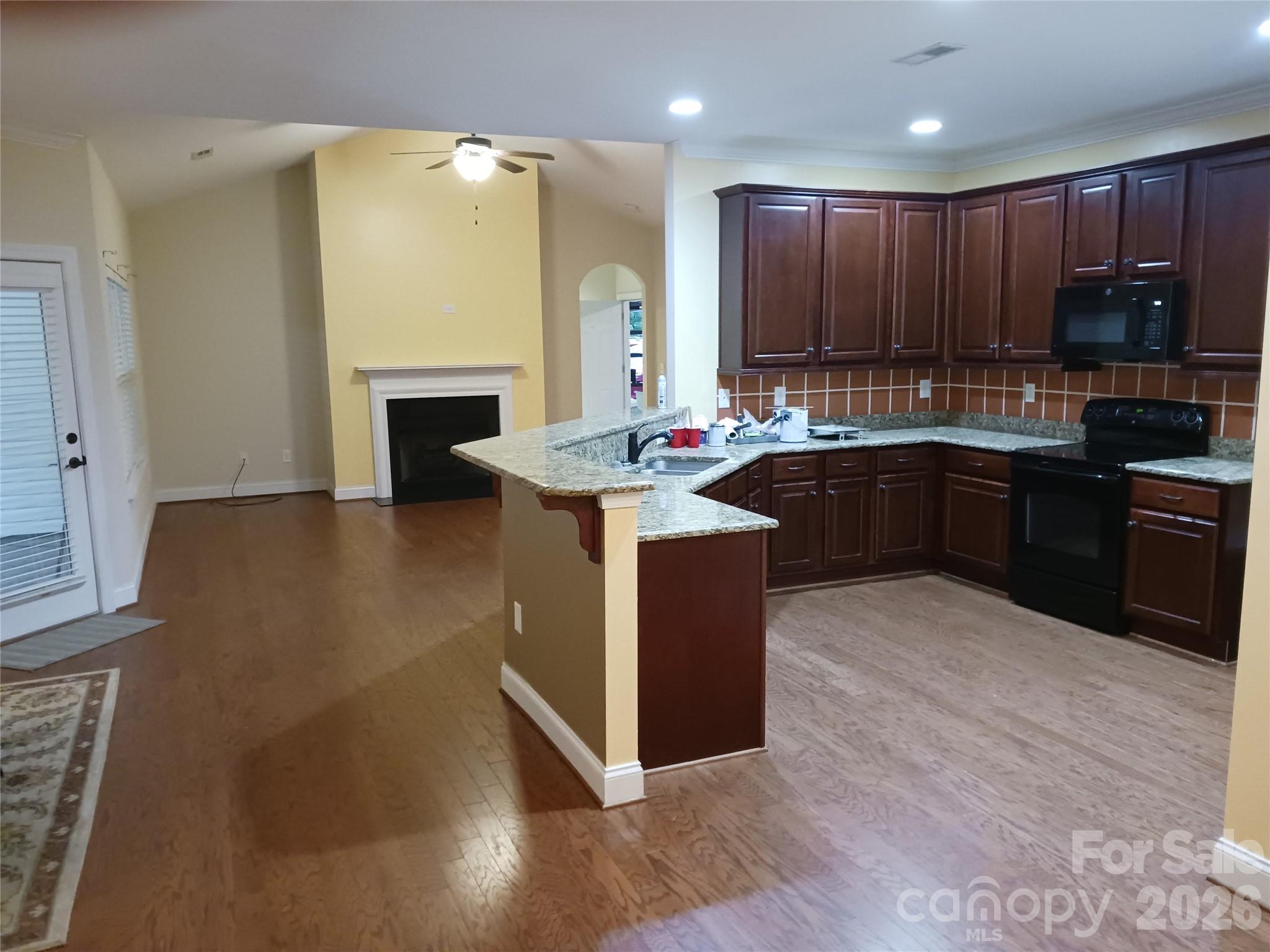 5039 Abbington Way — Belmont