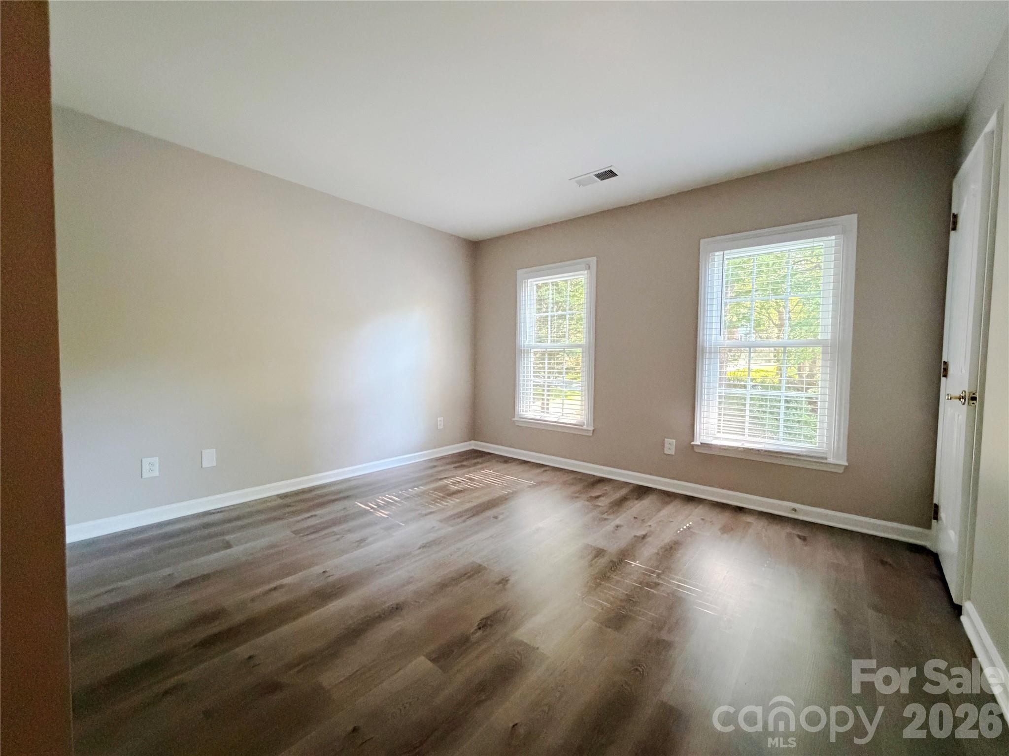 4714 Avonwood Lane — Charlotte