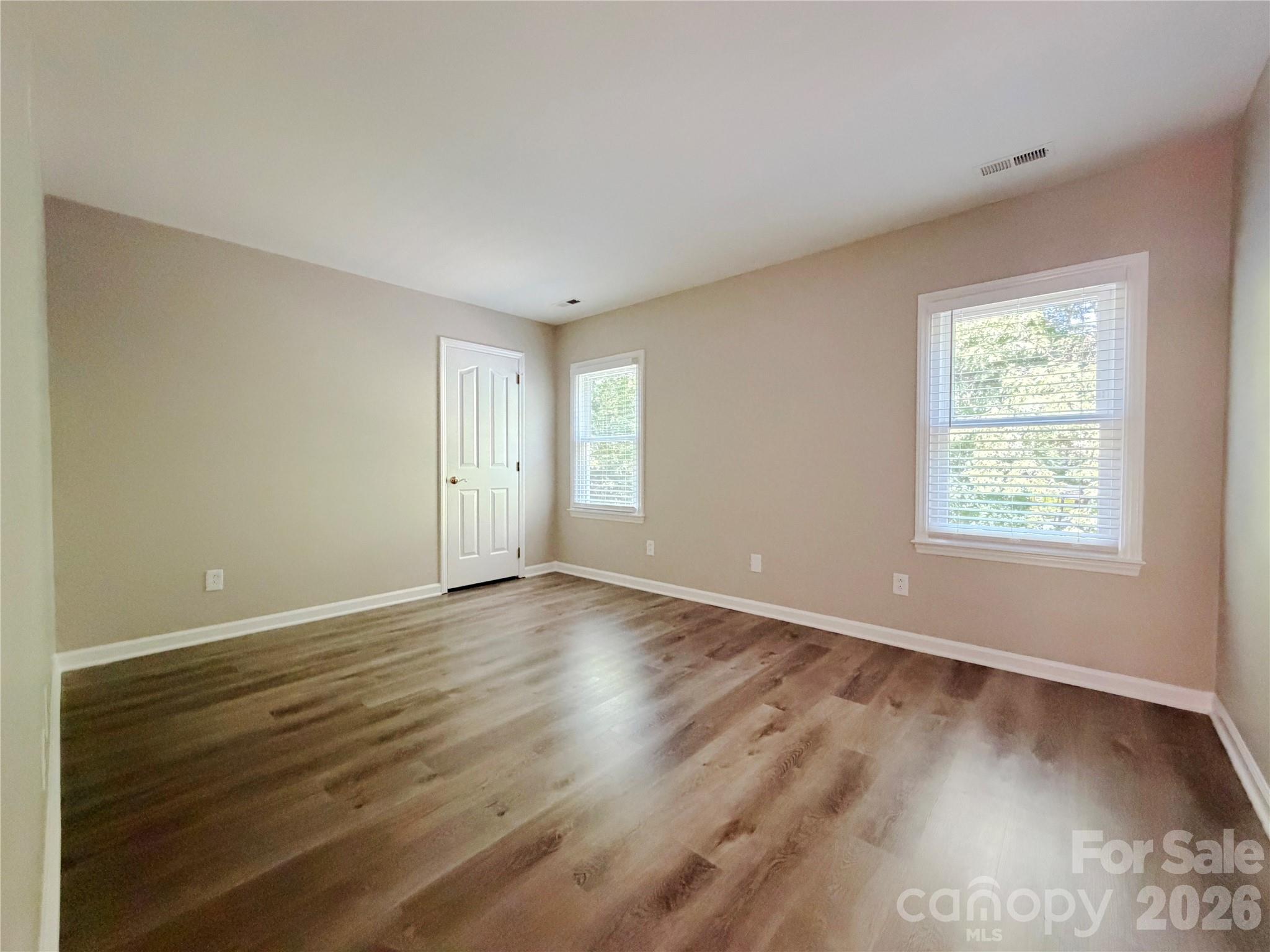 4714 Avonwood Lane — Charlotte
