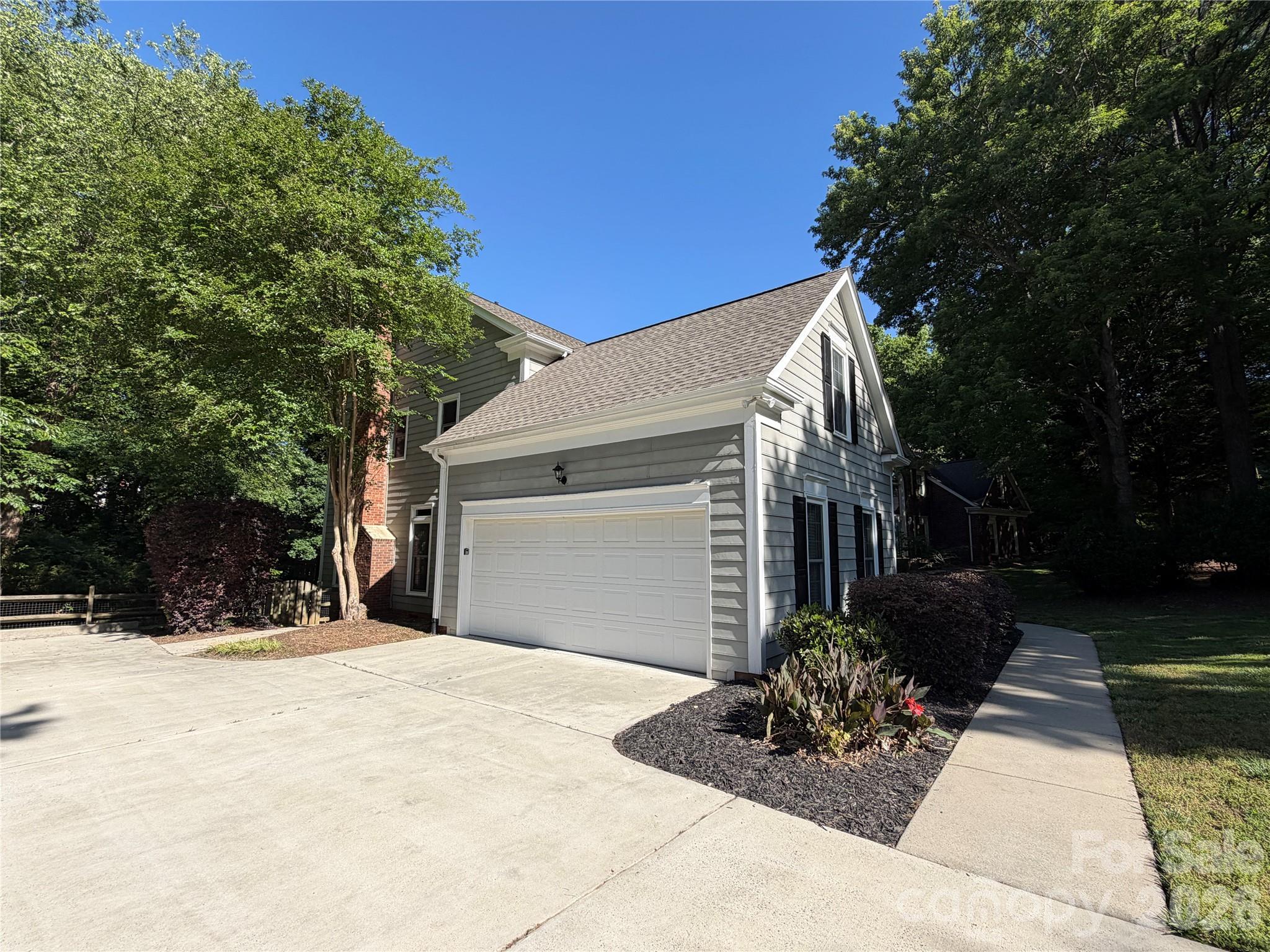 4714 Avonwood Lane — Charlotte