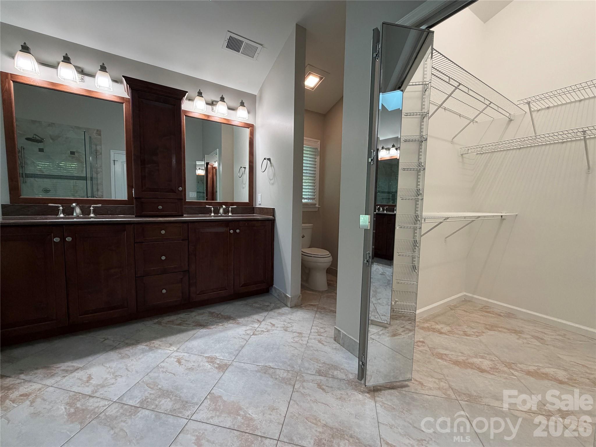 4714 Avonwood Lane — Charlotte