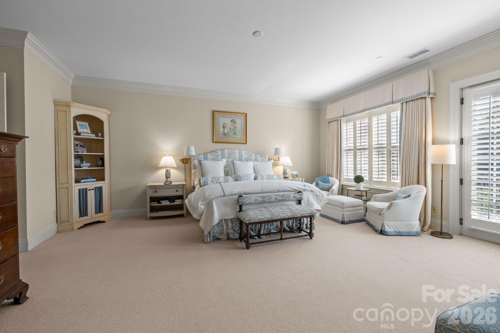 168 Cherokee Road — Charlotte